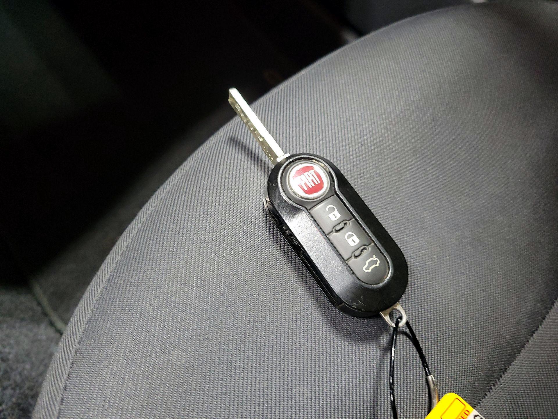 Thumbnail: 2015 Fiat 500 - 20