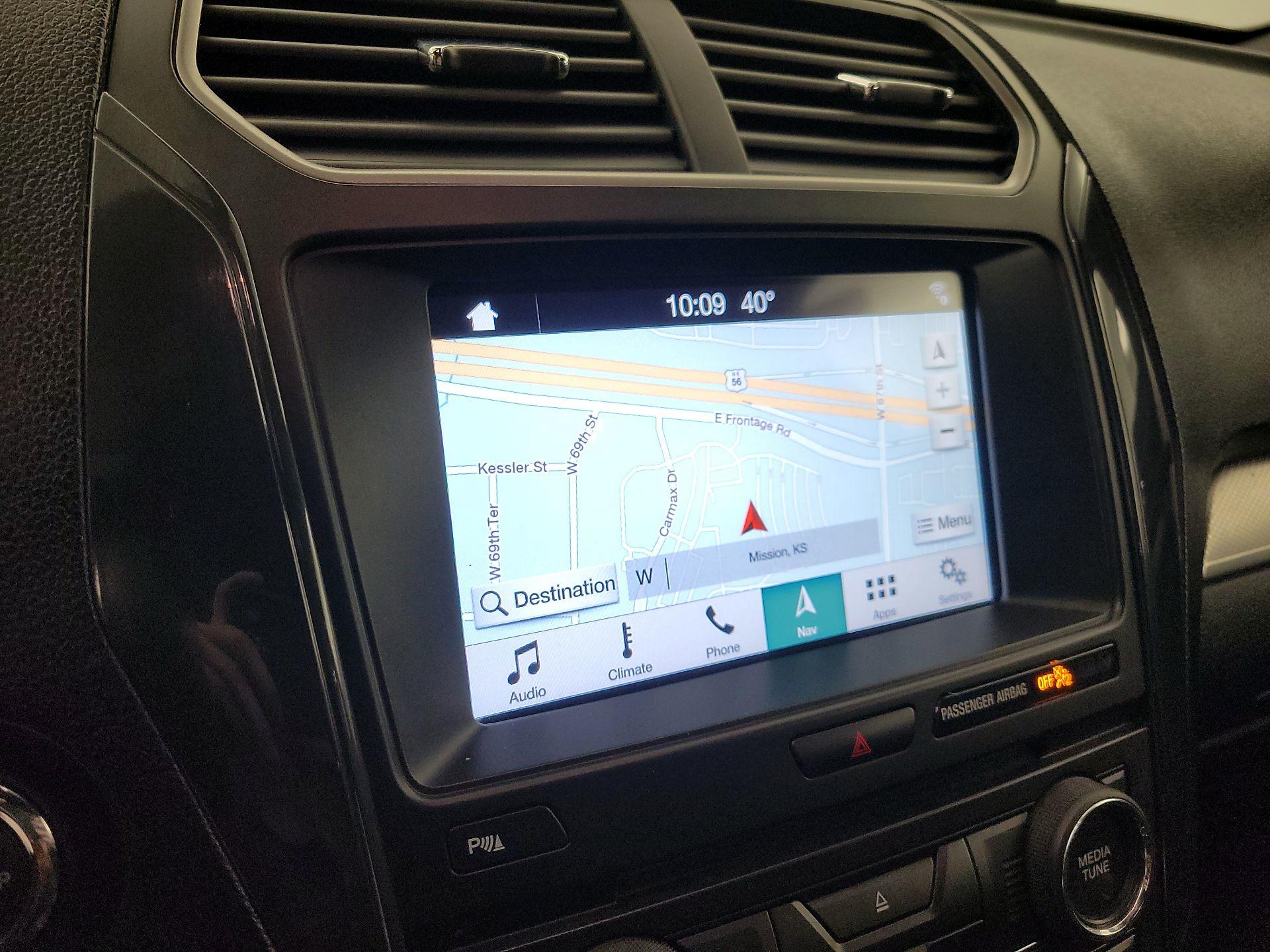 Thumbnail: 2018 Ford Explorer - 14