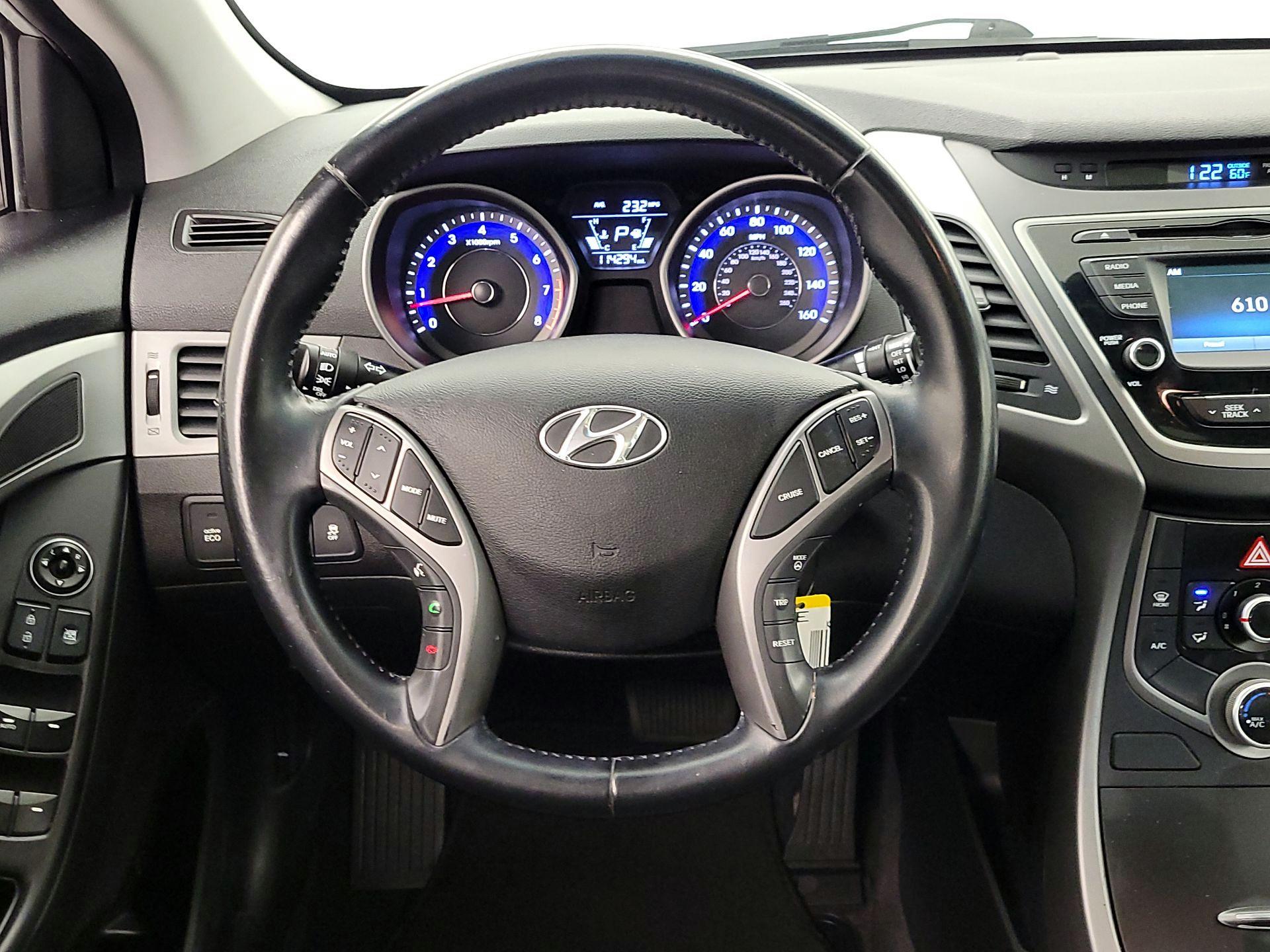 Thumbnail: 2015 Hyundai Elantra - 10