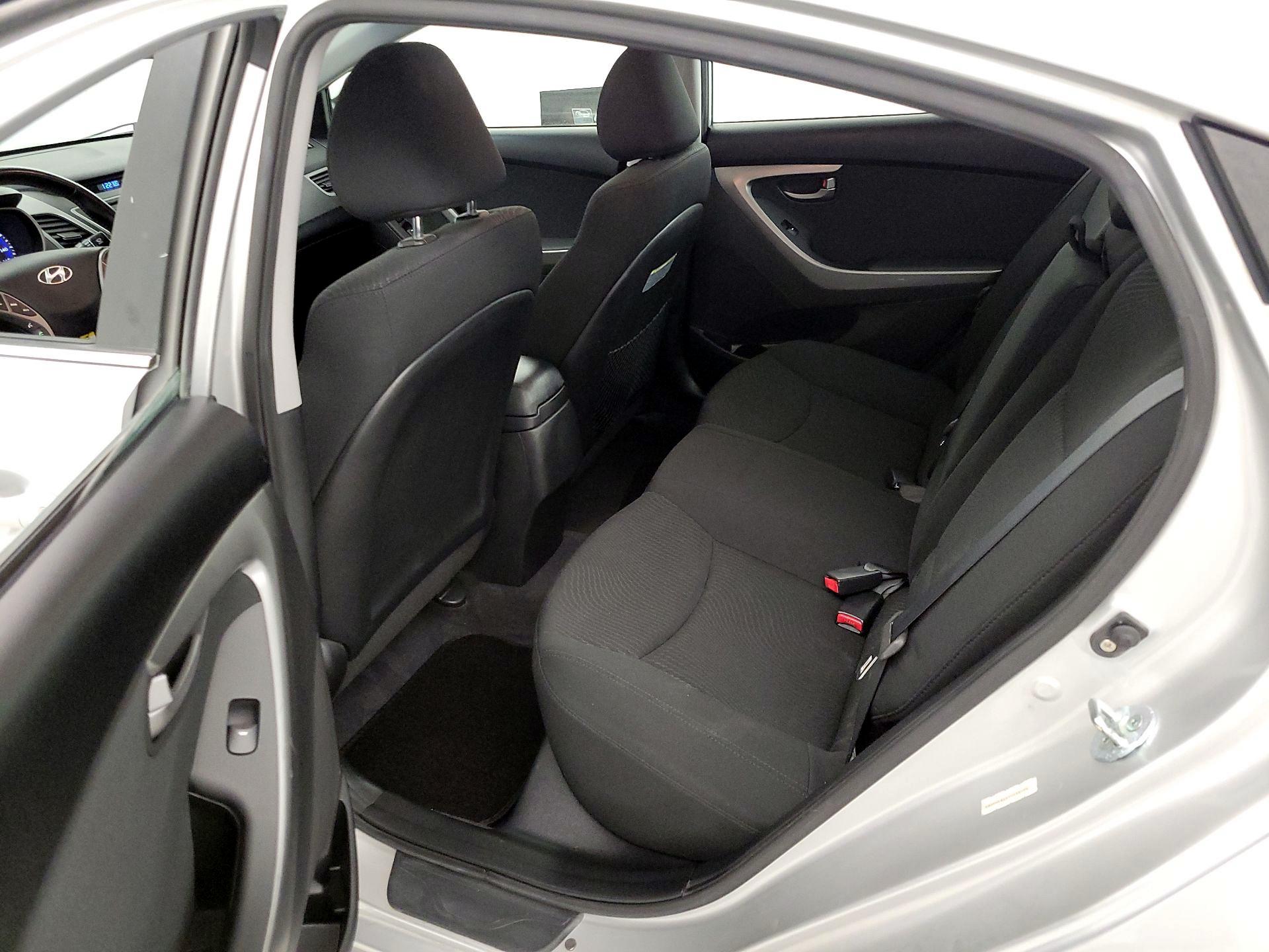 Thumbnail: 2015 Hyundai Elantra - 20