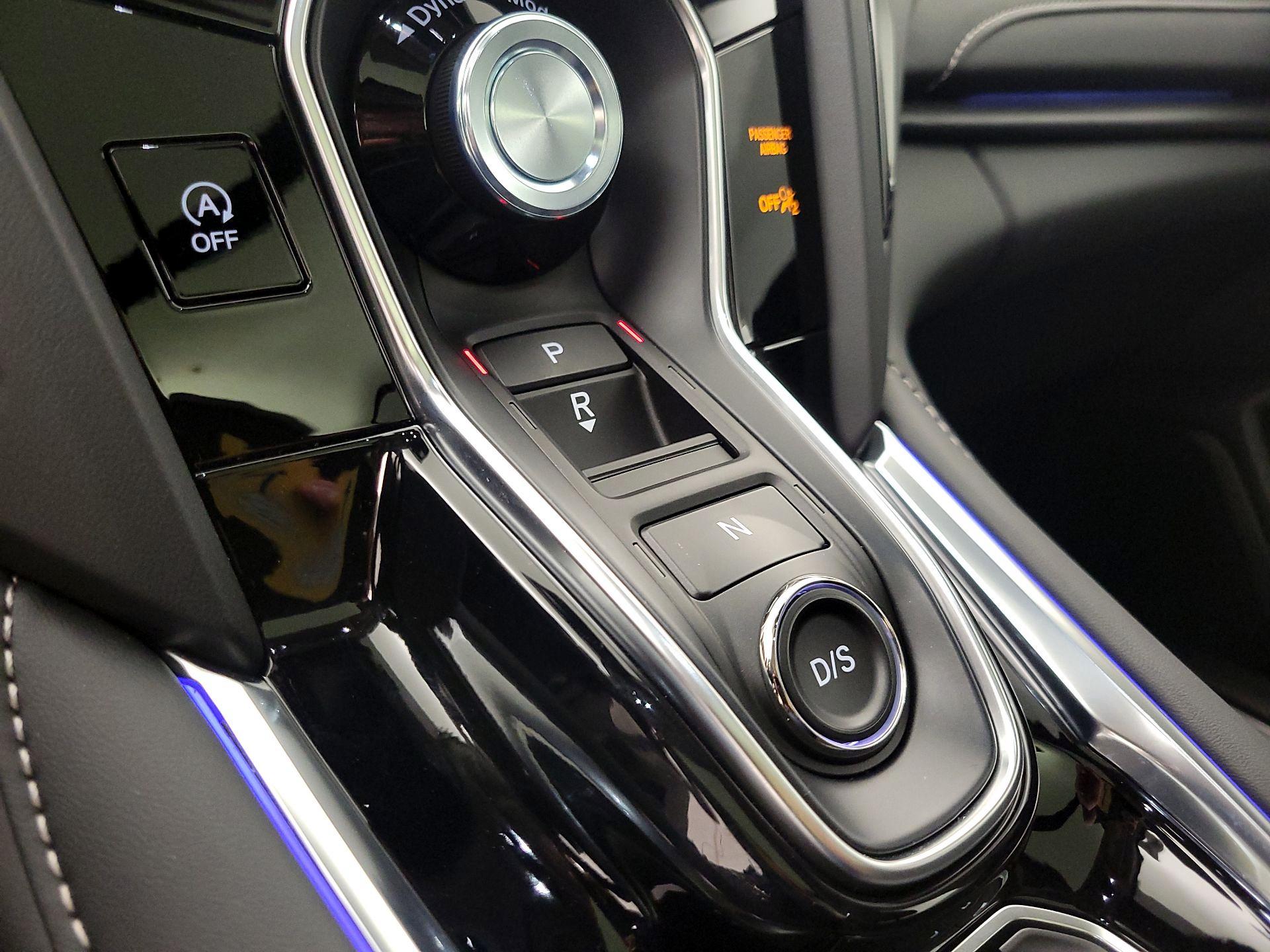 Thumbnail: 2025 Acura RDX - 18