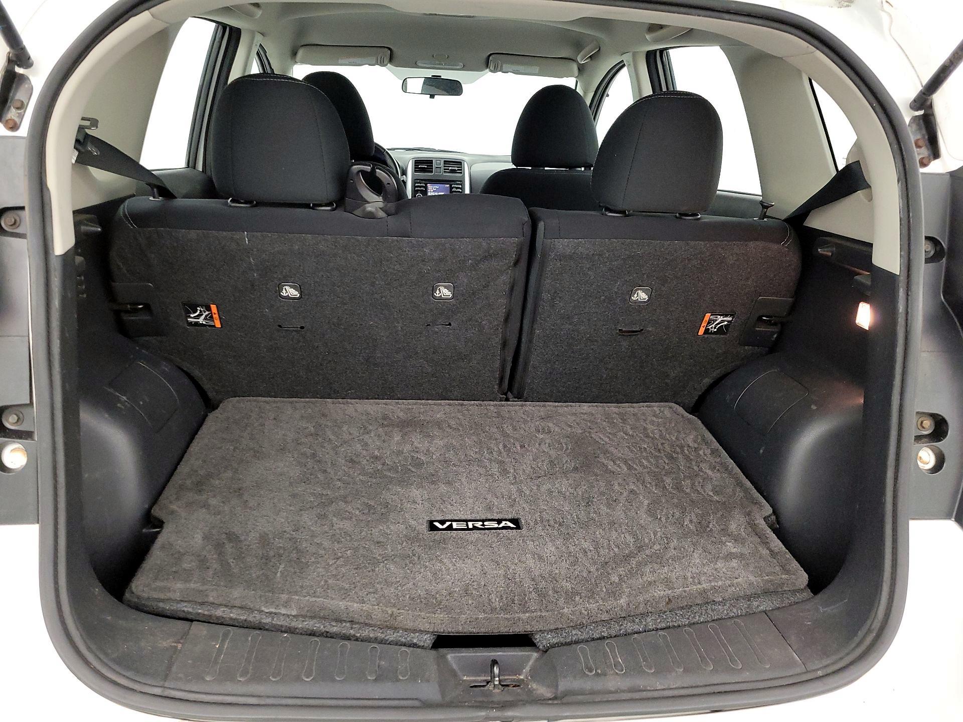 Thumbnail: 2014 Nissan Versa Note - 20