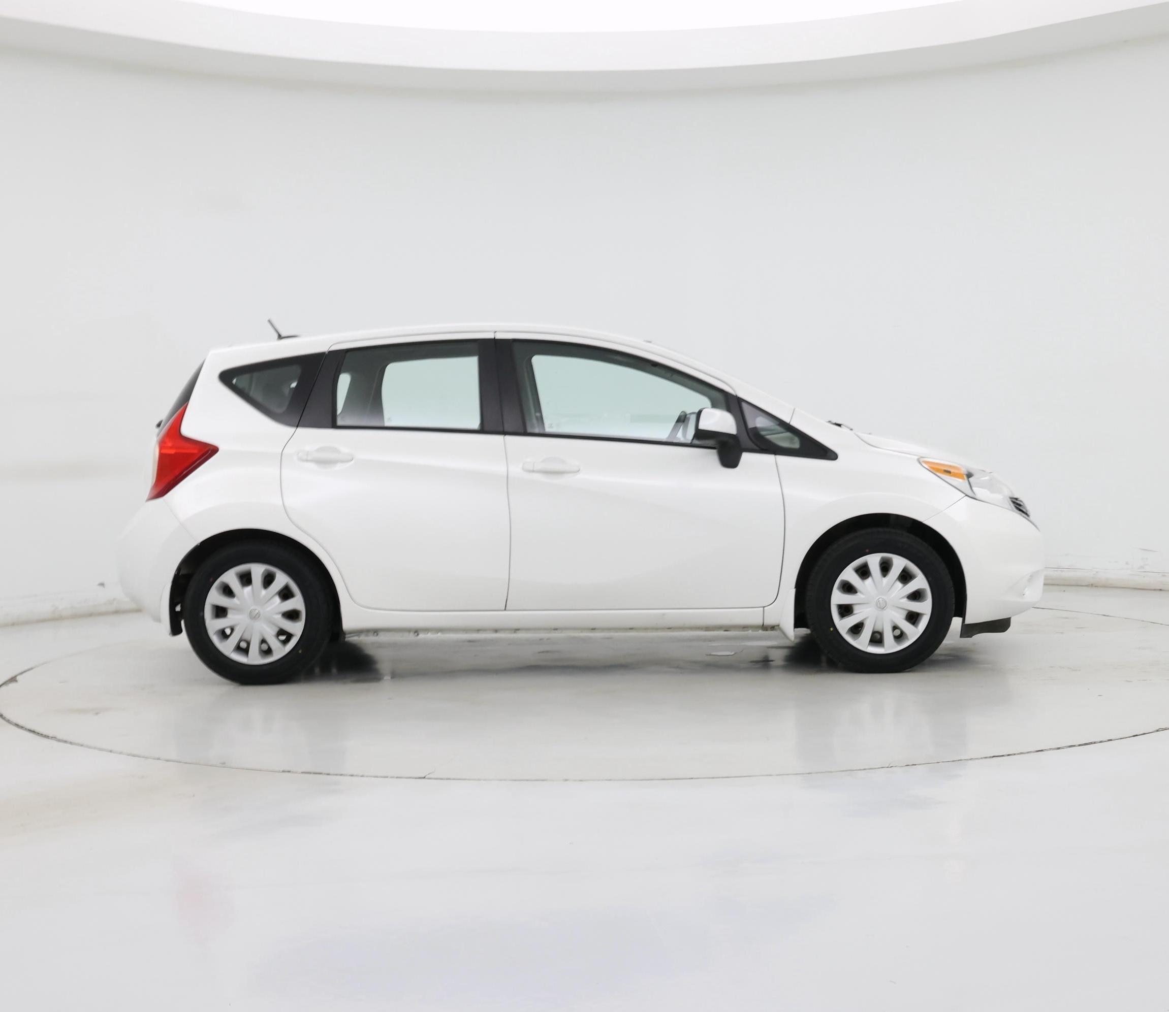 Thumbnail: 2014 Nissan Versa Note - 7