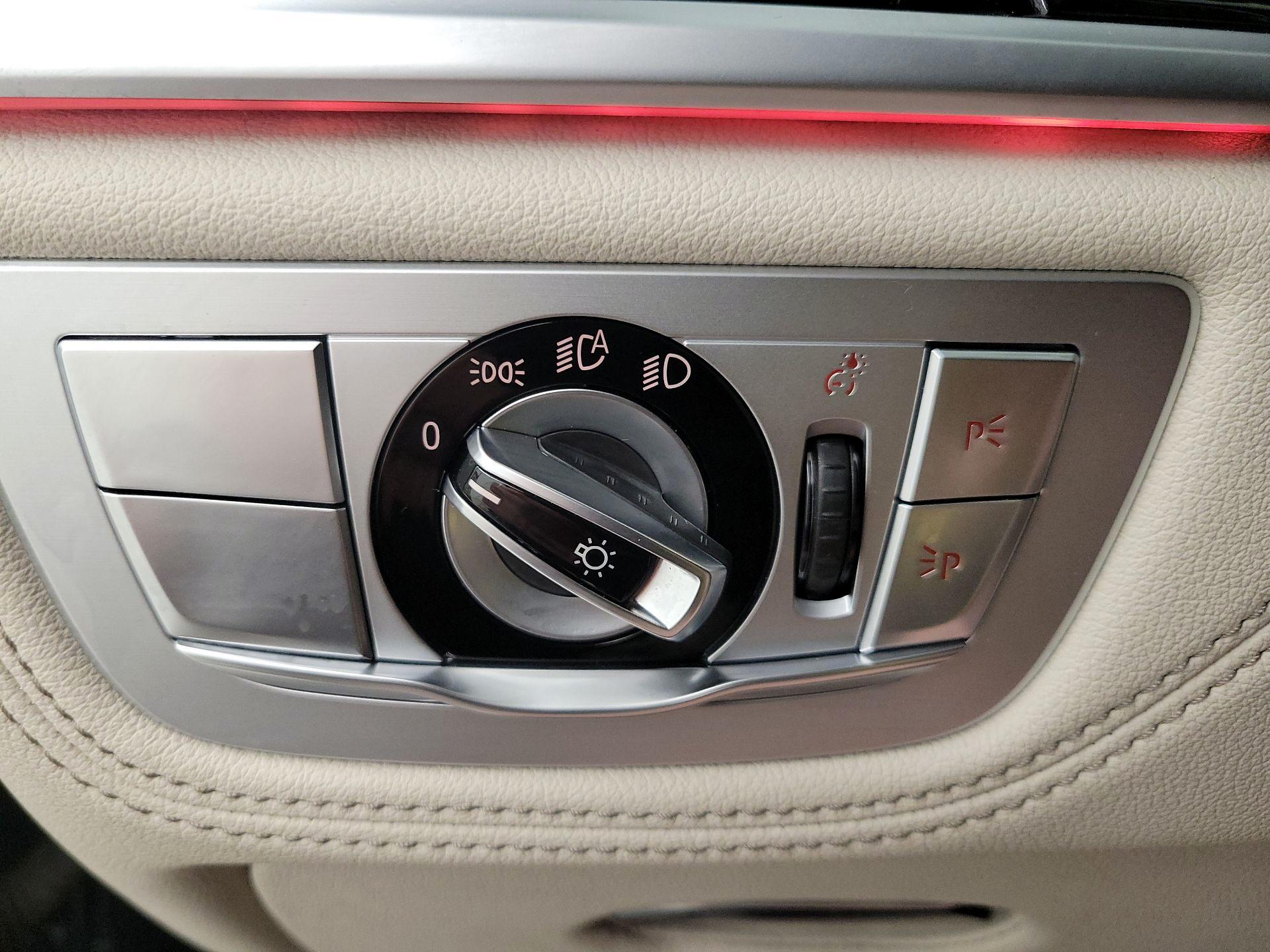 Thumbnail: 2022 BMW 7 Series - 13