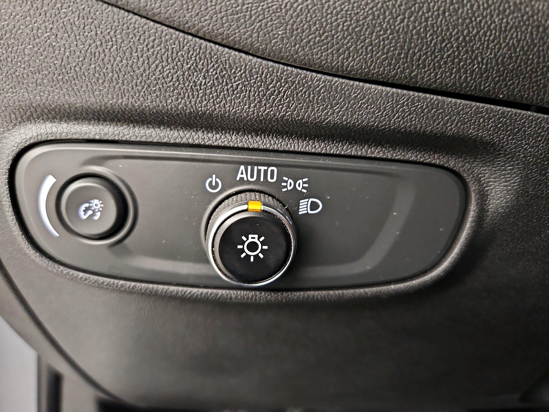 Thumbnail: 2024 Chevrolet Equinox - 13