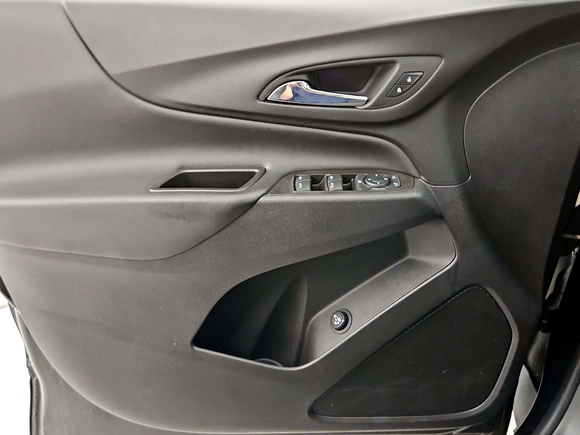 Thumbnail: 2024 Chevrolet Equinox - 12