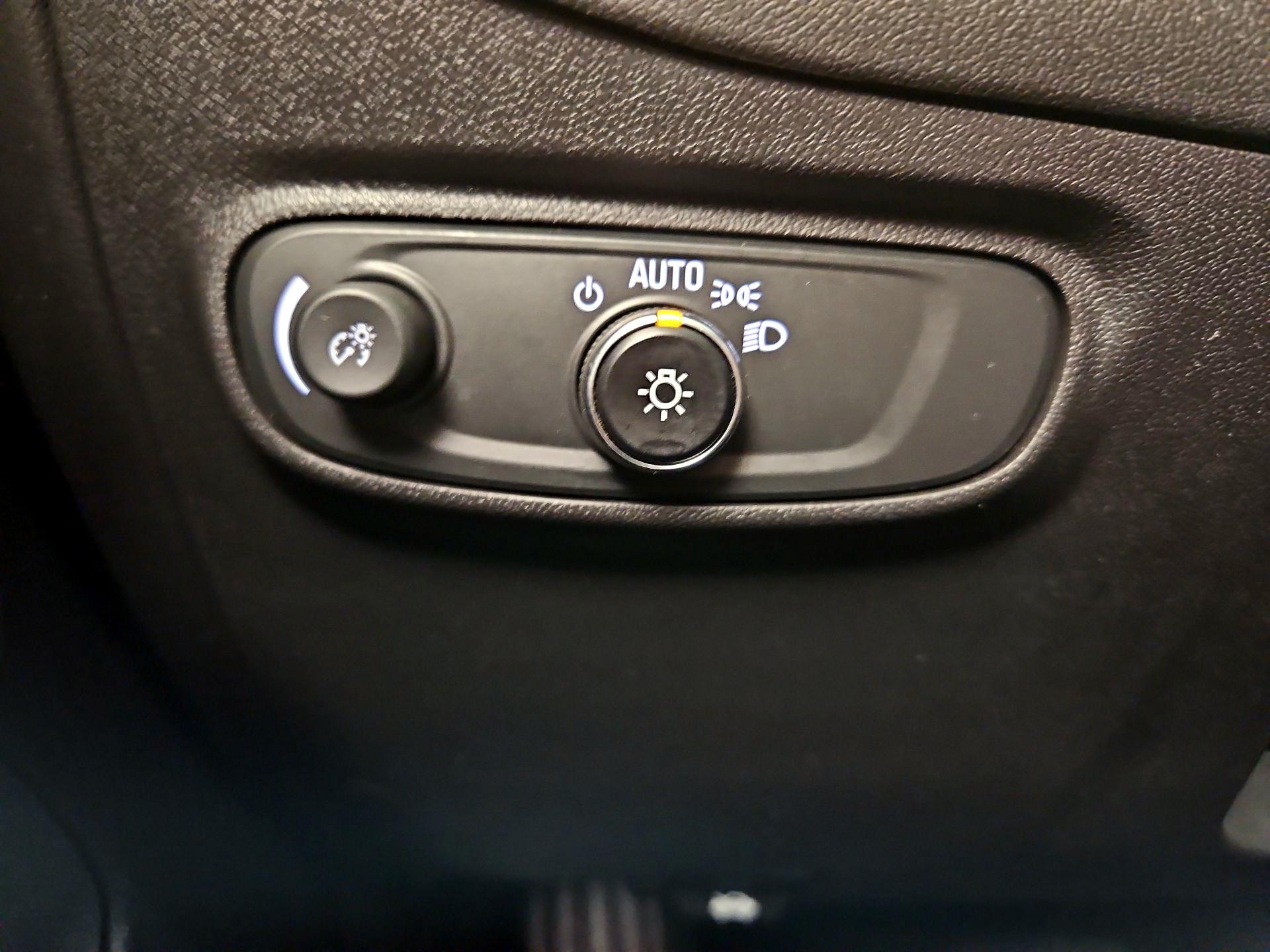 Thumbnail: 2024 Chevrolet Equinox - 13