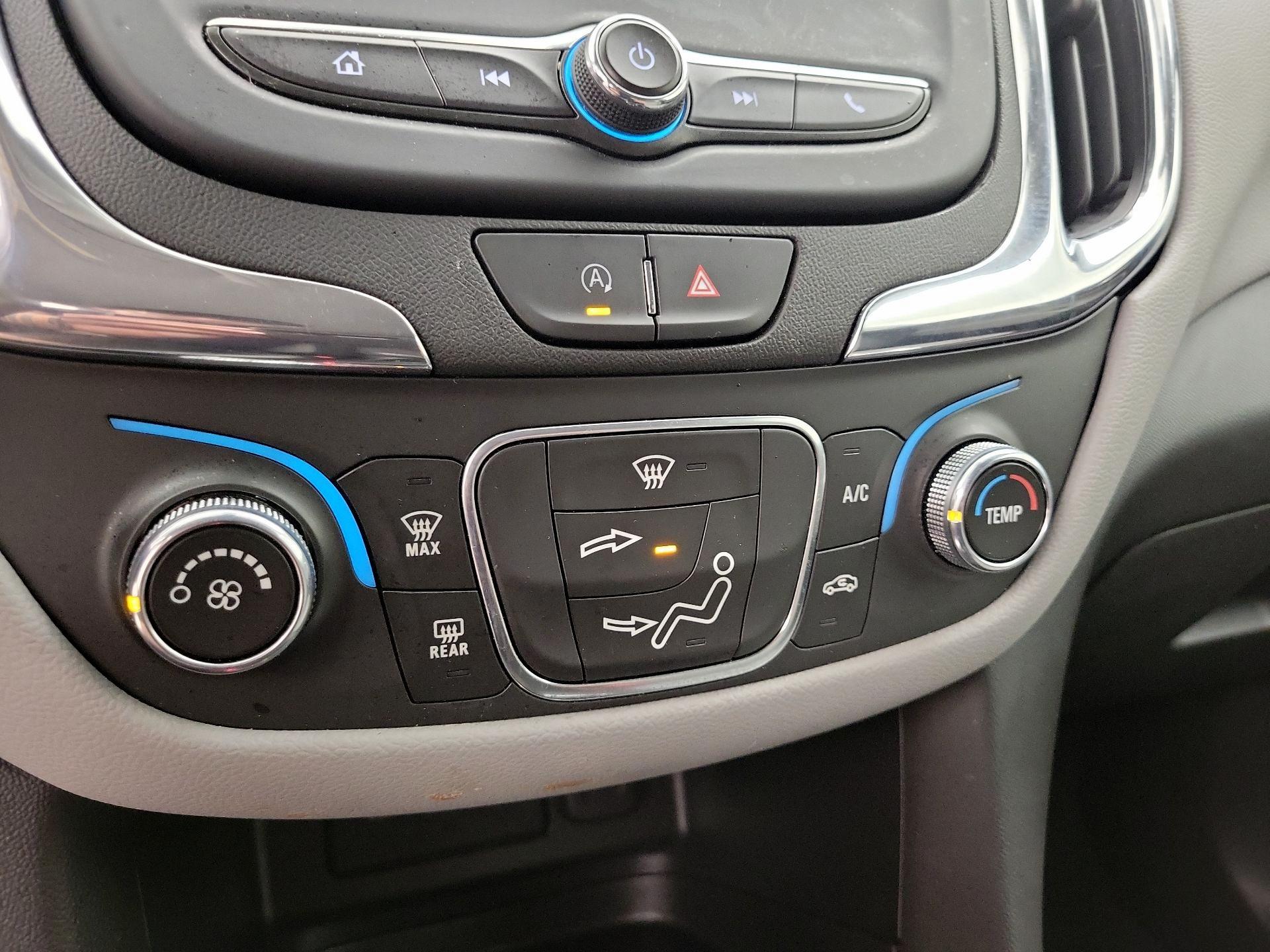 Thumbnail: 2022 Chevrolet Equinox - 16