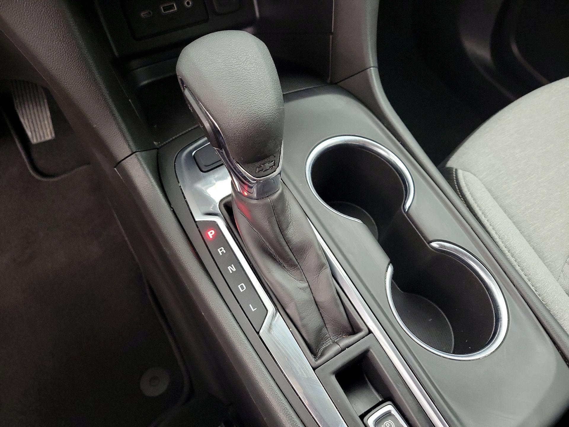 Thumbnail: 2022 Chevrolet Equinox - 17