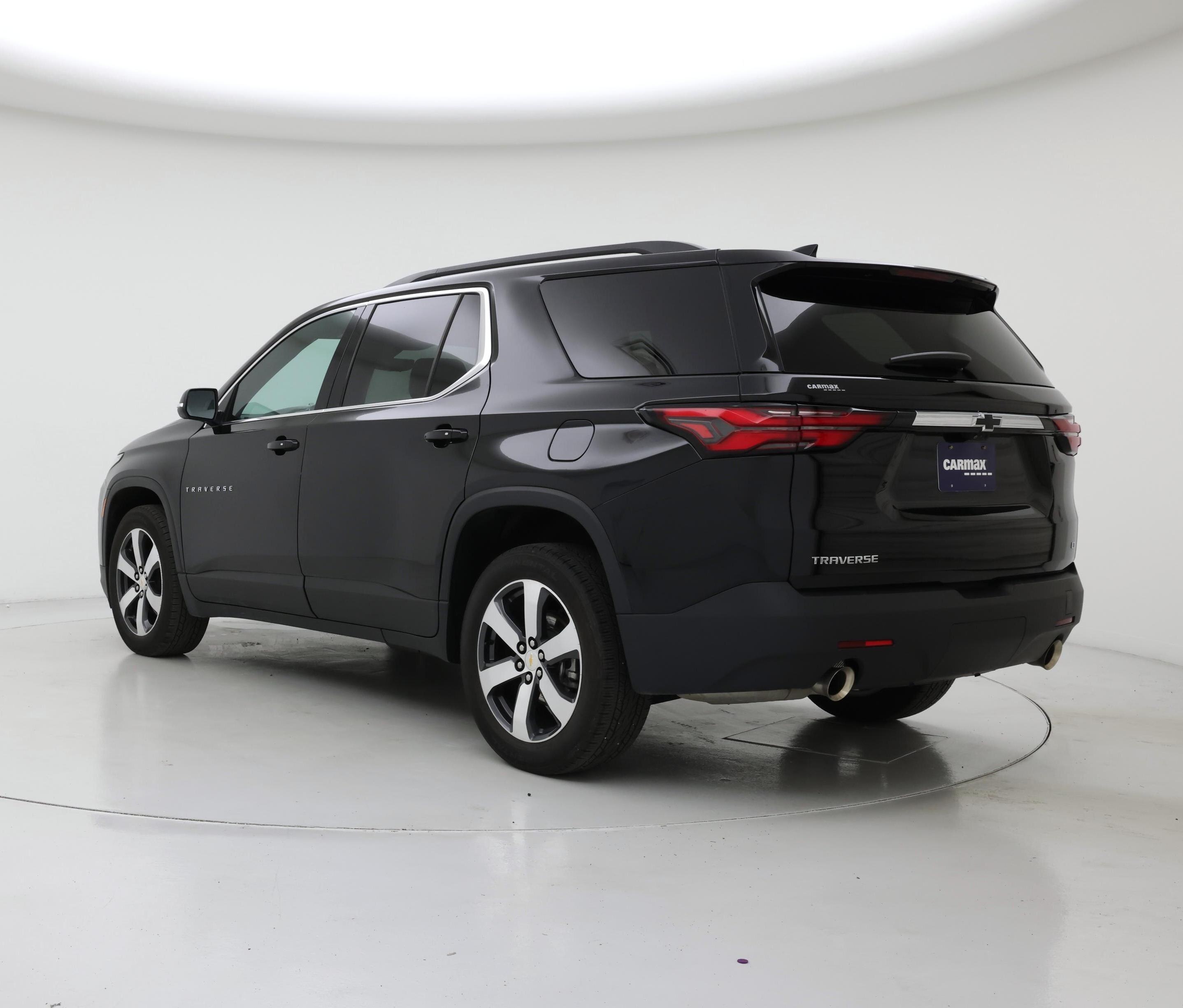 Thumbnail: 2023 Chevrolet Traverse - 2
