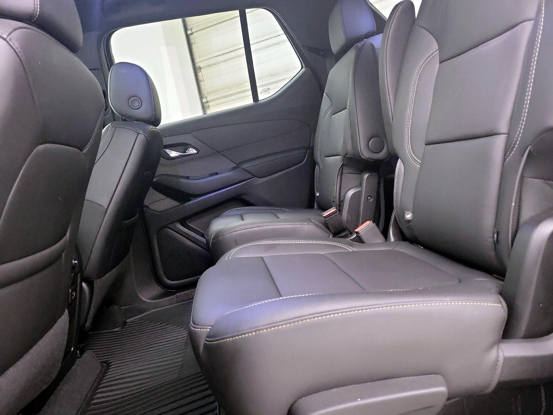 Thumbnail: 2023 Chevrolet Traverse - 20