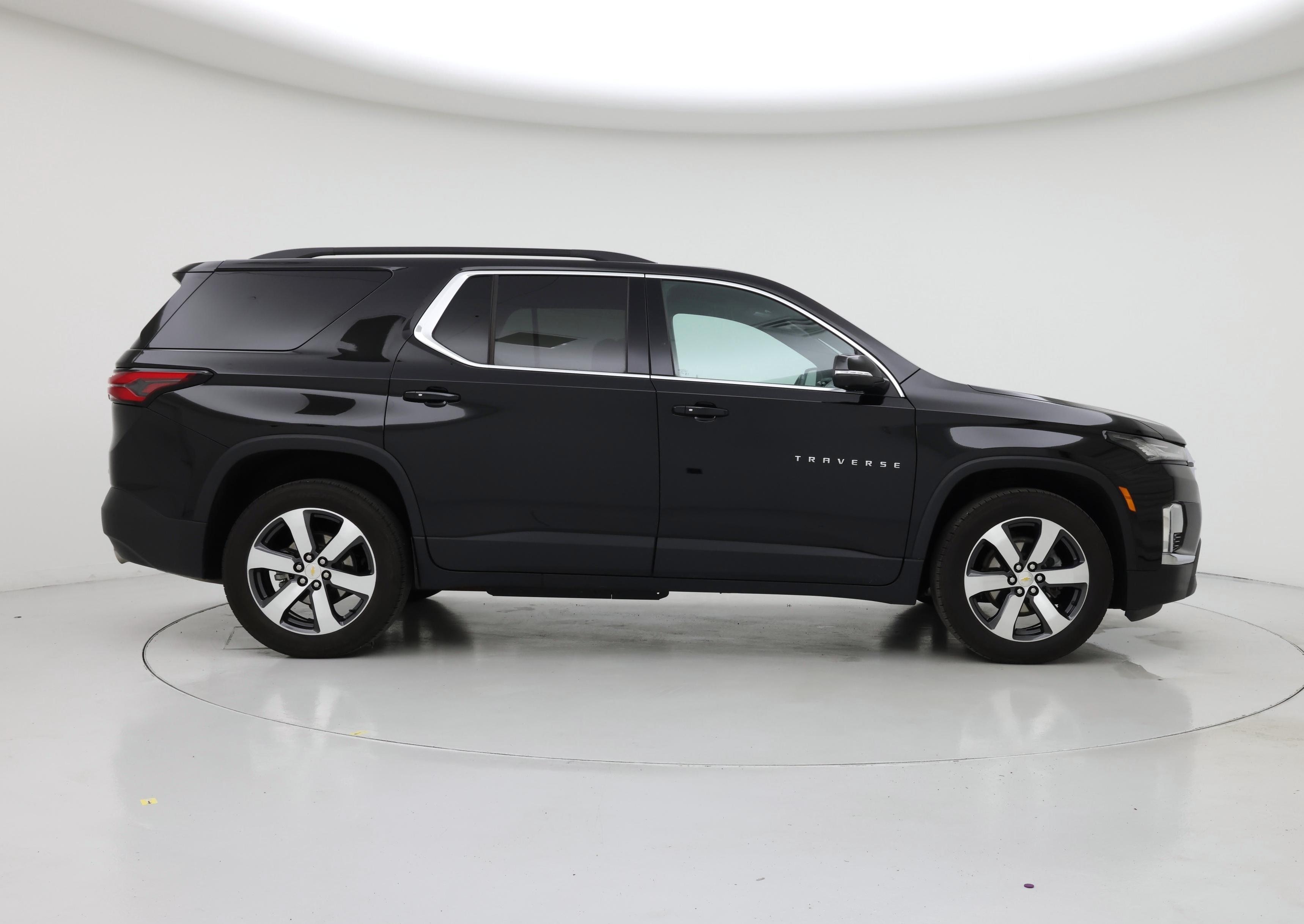 Thumbnail: 2023 Chevrolet Traverse - 7