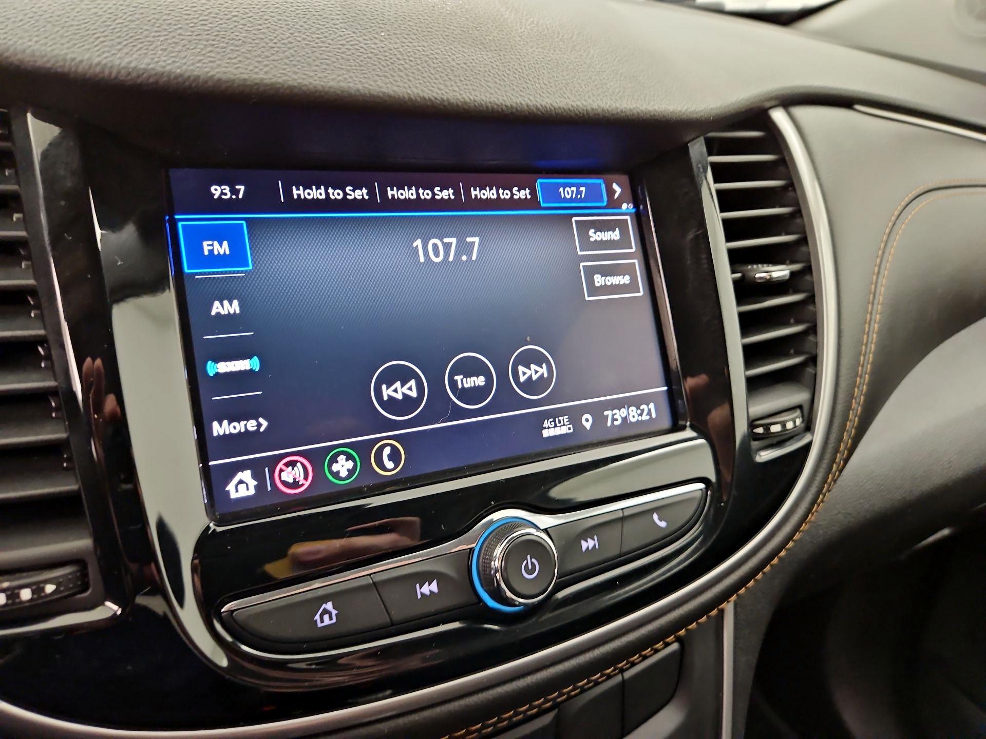 Thumbnail: 2022 Chevrolet Trax - 15