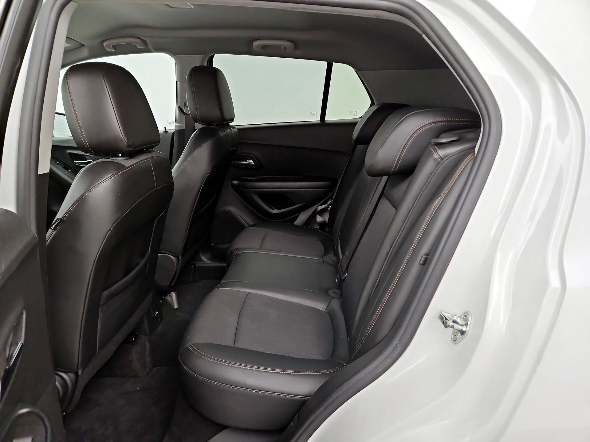 Thumbnail: 2022 Chevrolet Trax - 19