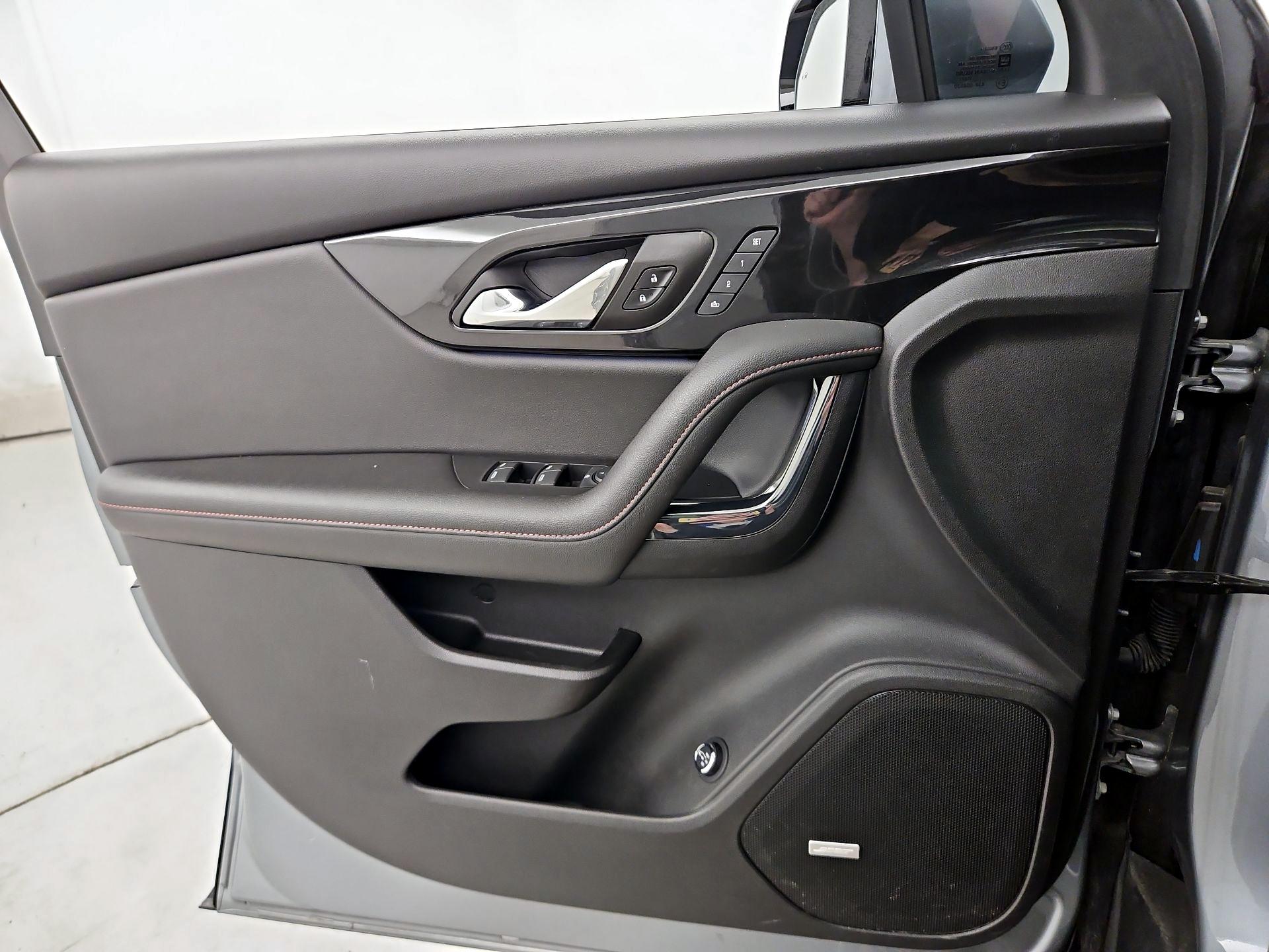Thumbnail: 2024 Chevrolet Blazer - 12
