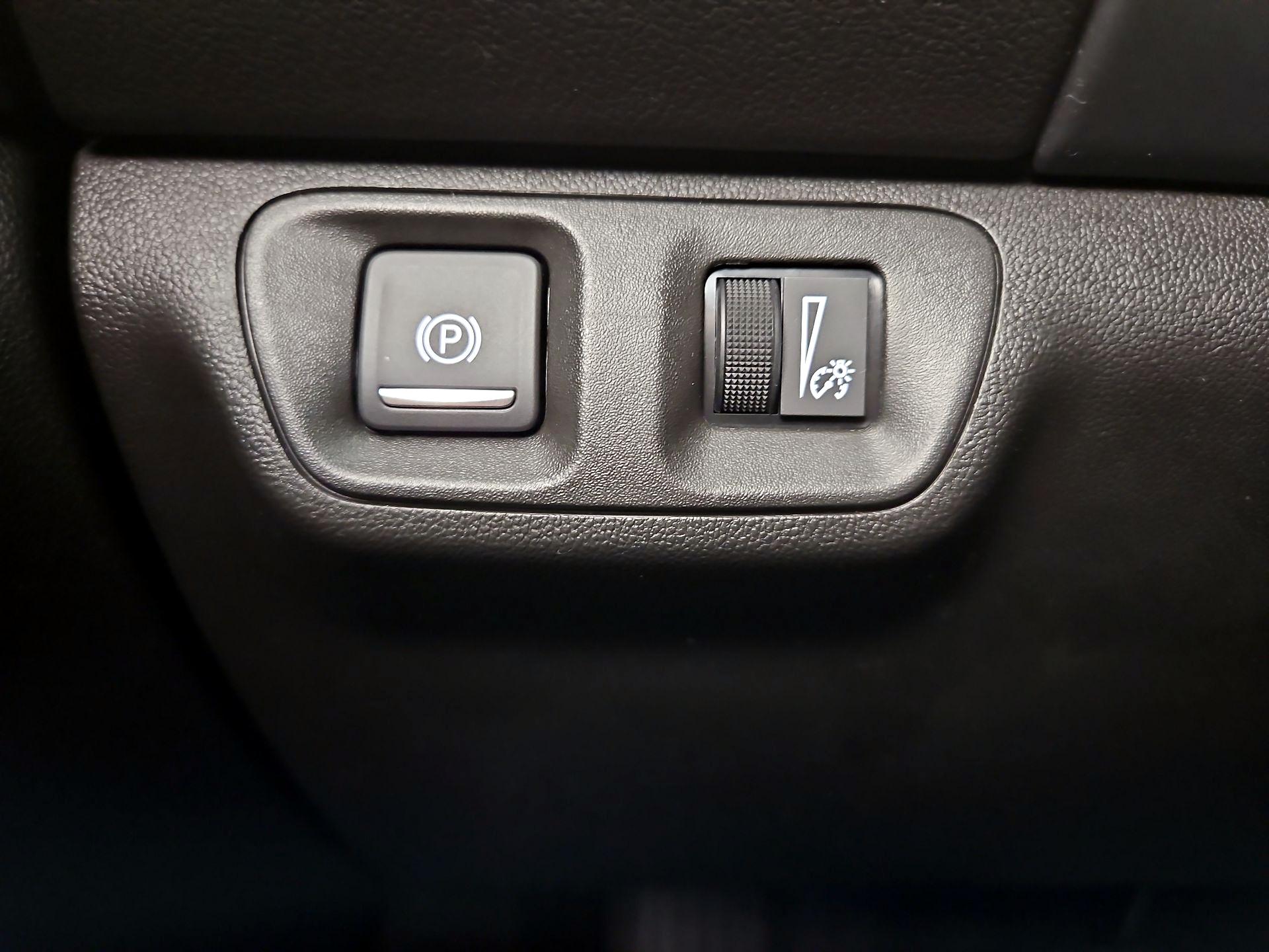 Thumbnail: 2023 GMC Acadia - 13