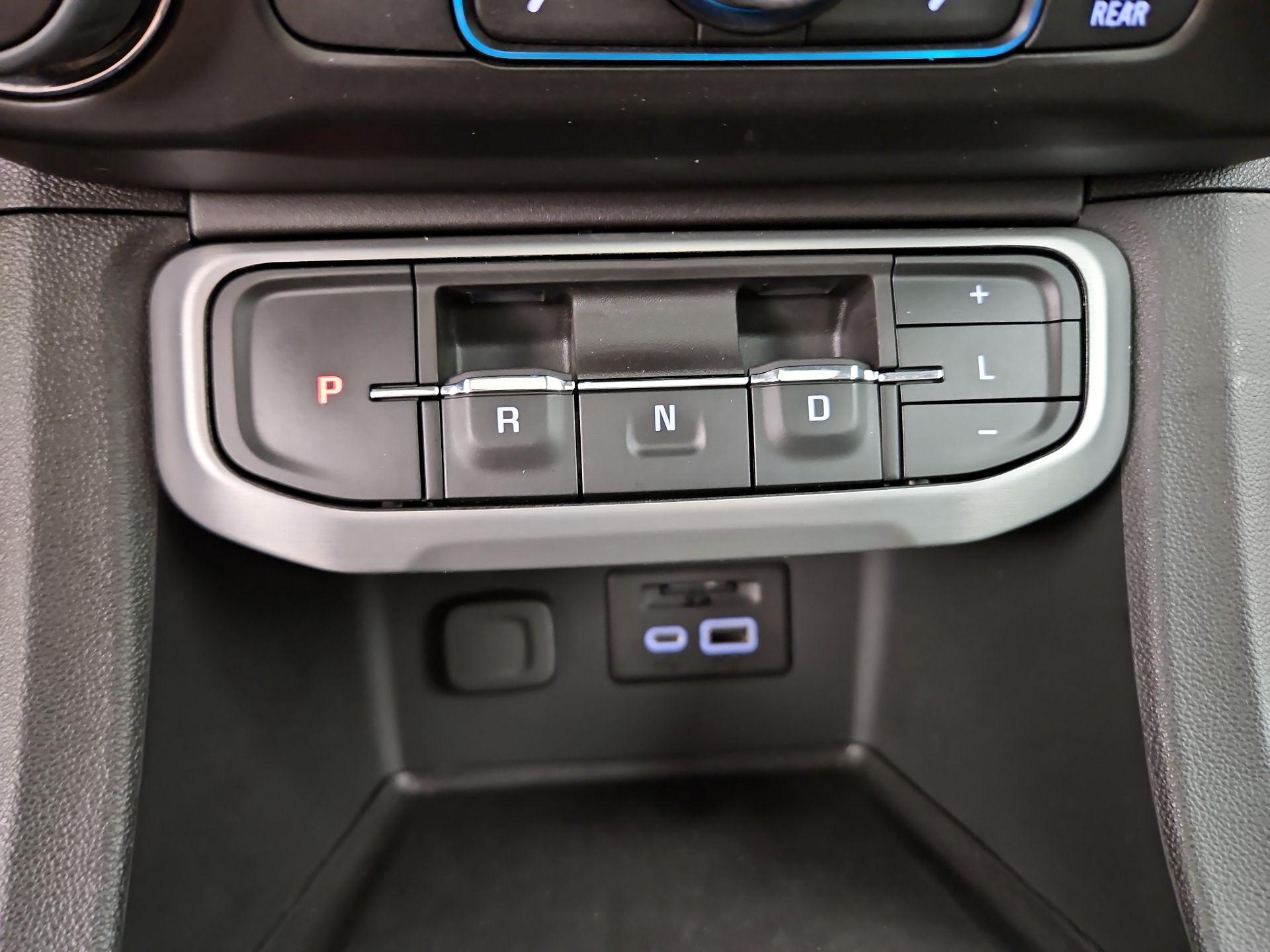 Thumbnail: 2023 GMC Acadia - 17