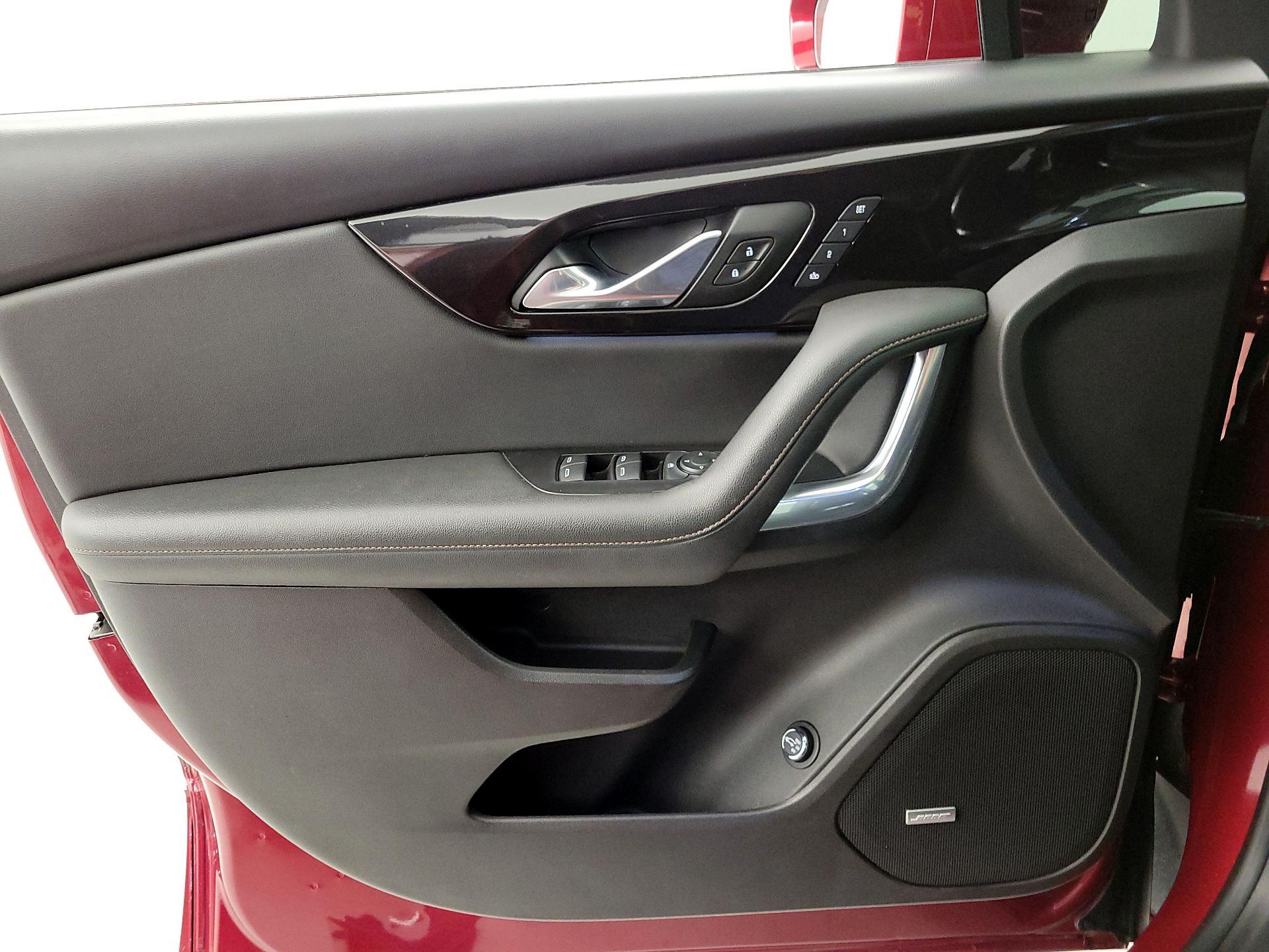 Thumbnail: 2019 Chevrolet Blazer - 12