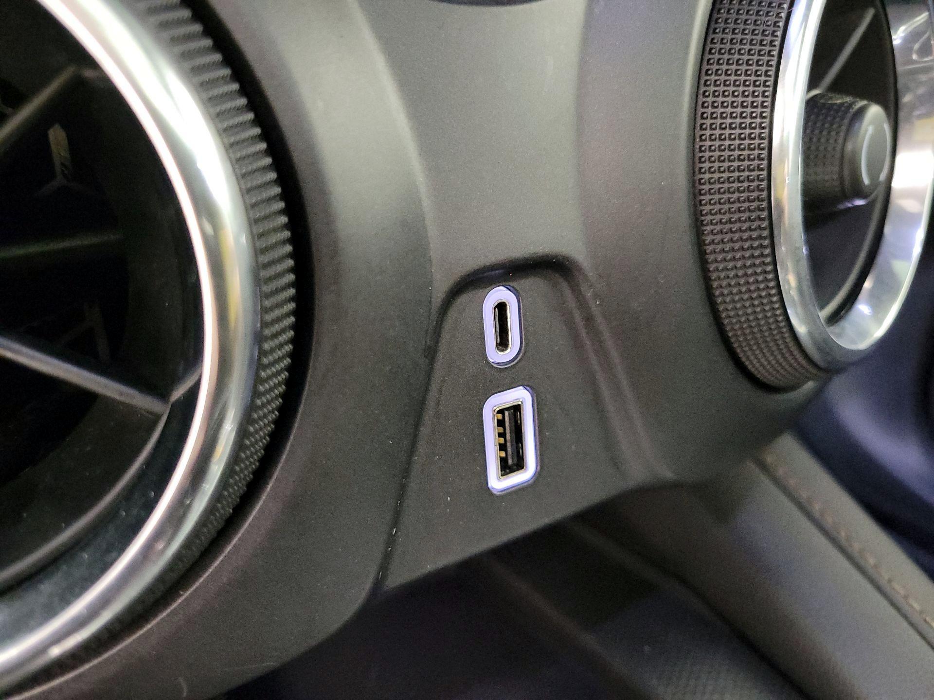 Thumbnail: 2019 Chevrolet Blazer - 18