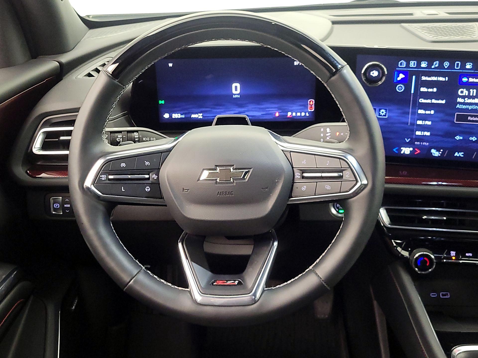 Thumbnail: 2024 Chevrolet Traverse - 10