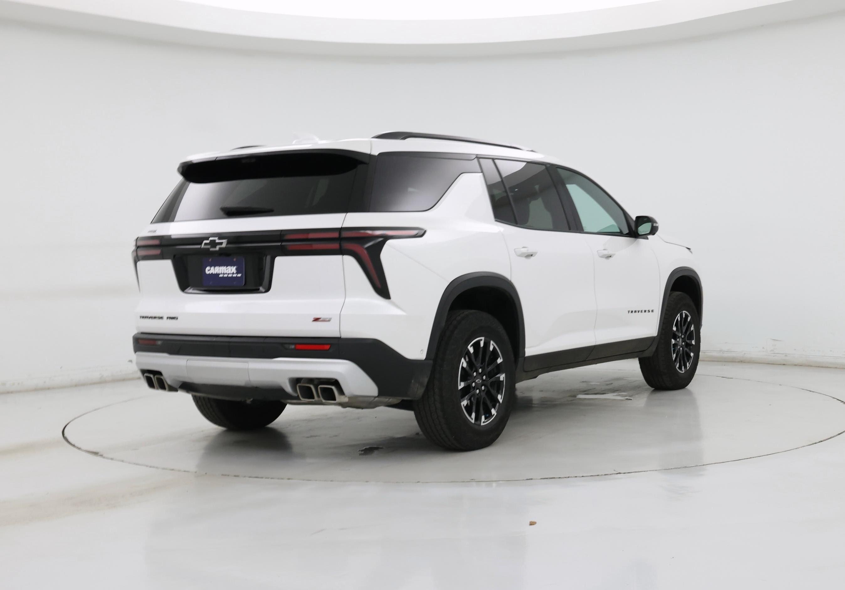 Thumbnail: 2024 Chevrolet Traverse - 8