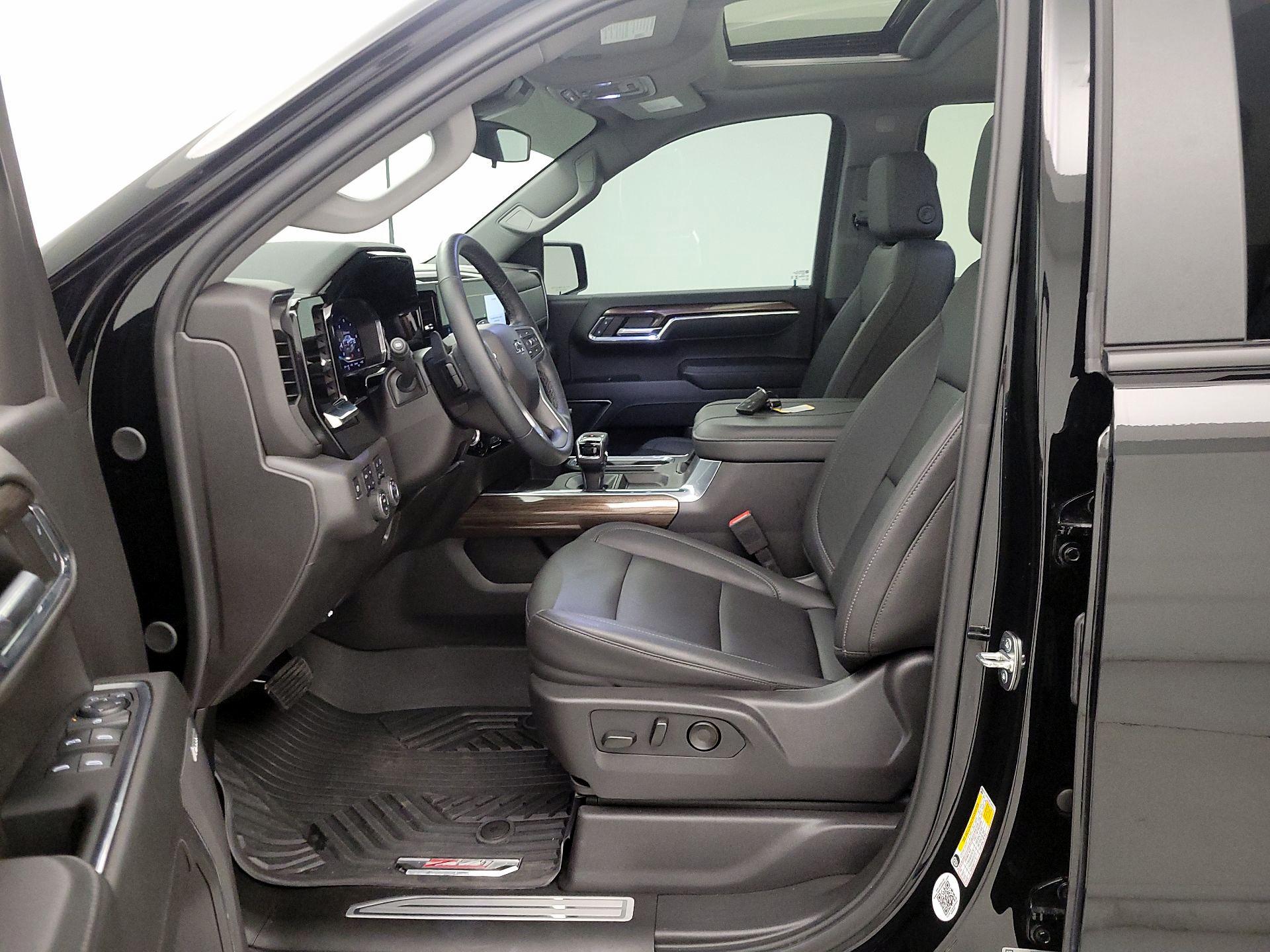 Thumbnail: 2024 Chevrolet Silverado 1500 - 11