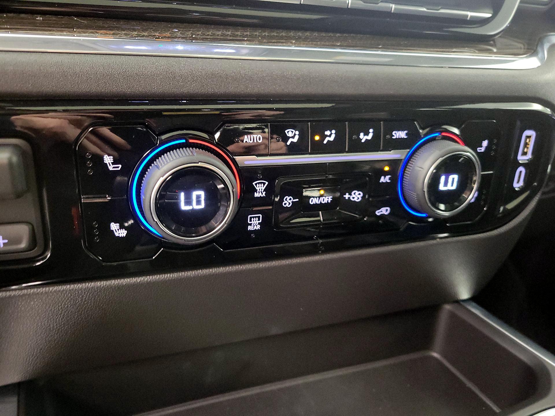 Thumbnail: 2024 Chevrolet Silverado 1500 - 16