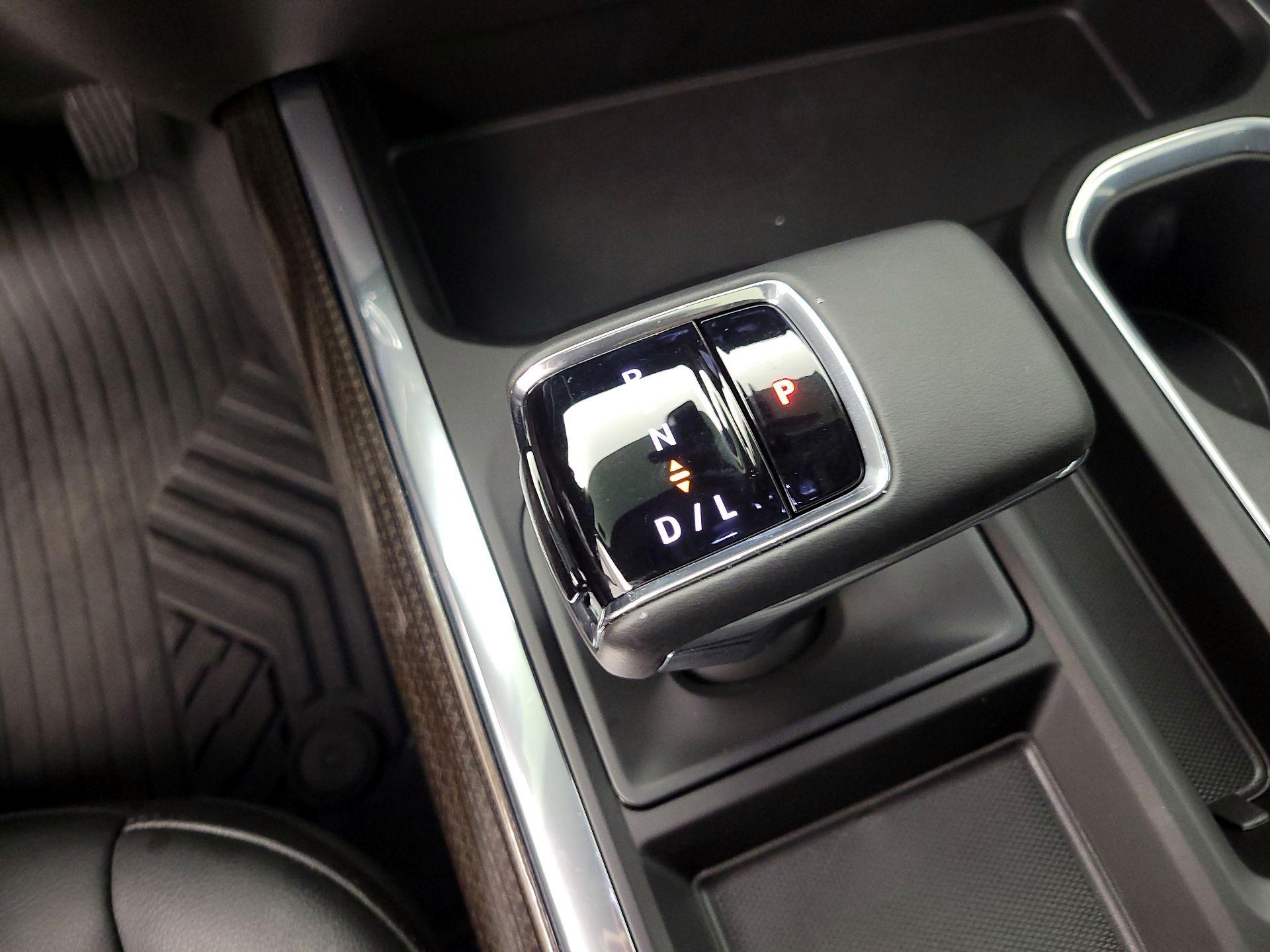 Thumbnail: 2024 Chevrolet Silverado 1500 - 17