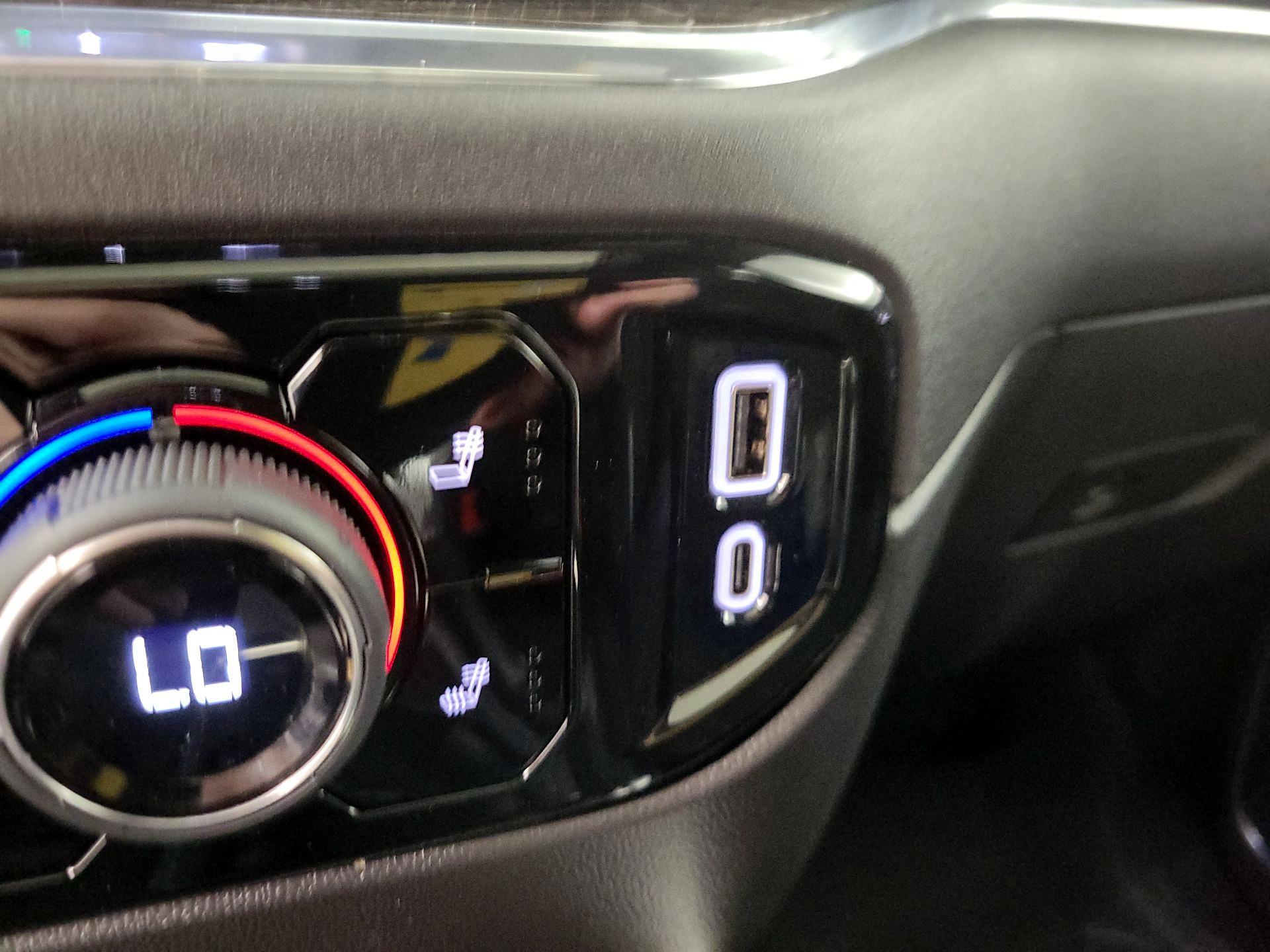 Thumbnail: 2024 Chevrolet Silverado 1500 - 18