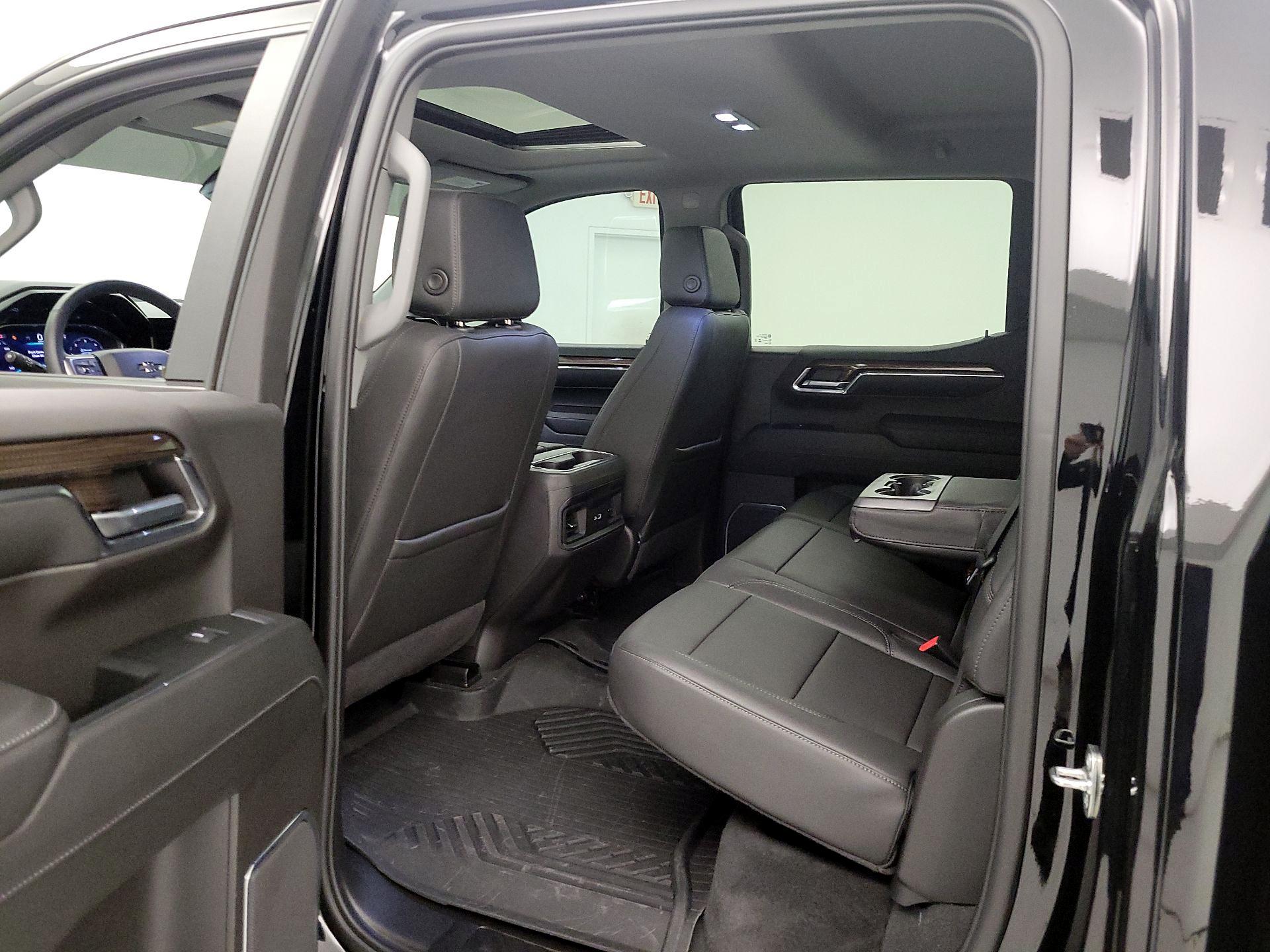 Thumbnail: 2024 Chevrolet Silverado 1500 - 20