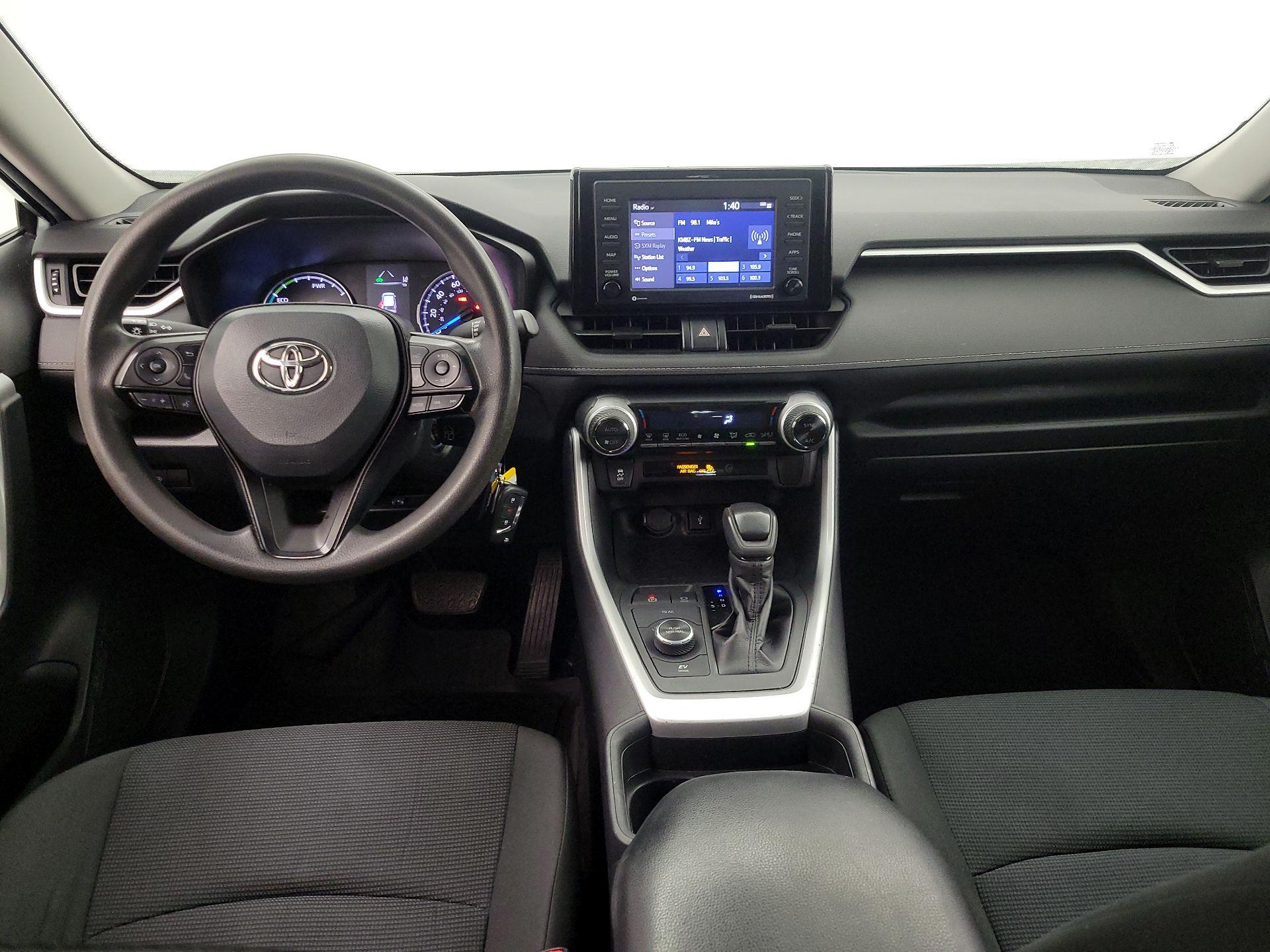 Thumbnail: 2020 Toyota RAV4 - 9