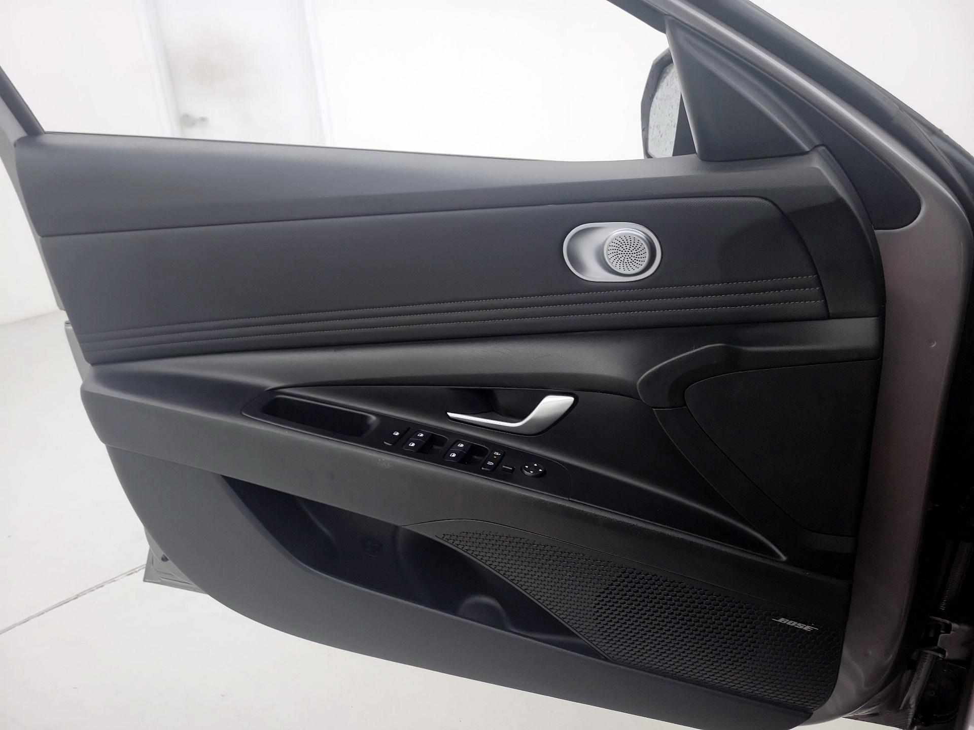 Thumbnail: 2024 Hyundai Elantra - 12