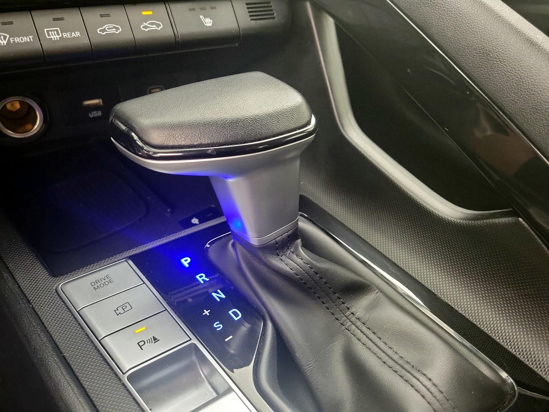 Thumbnail: 2024 Hyundai Elantra - 18