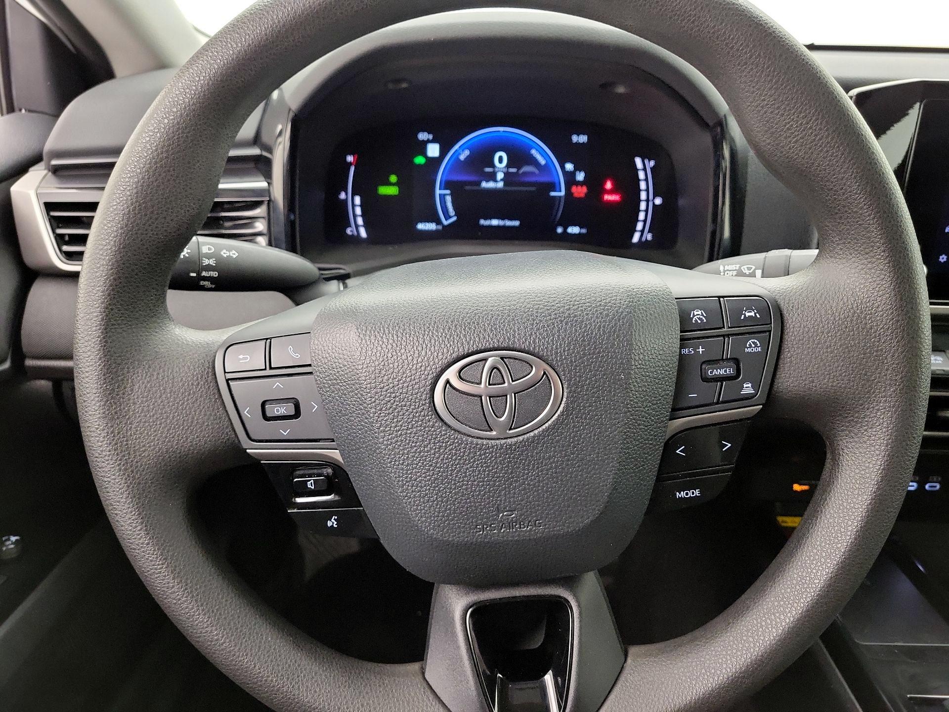 Thumbnail: 2025 Toyota Camry - 10