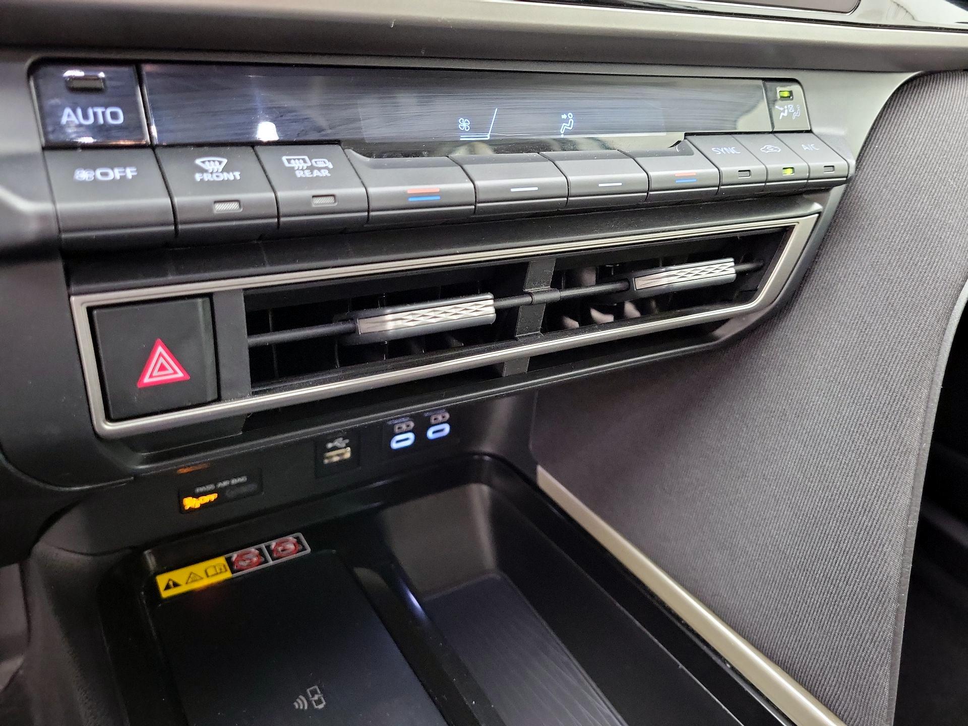 Thumbnail: 2025 Toyota Camry - 17