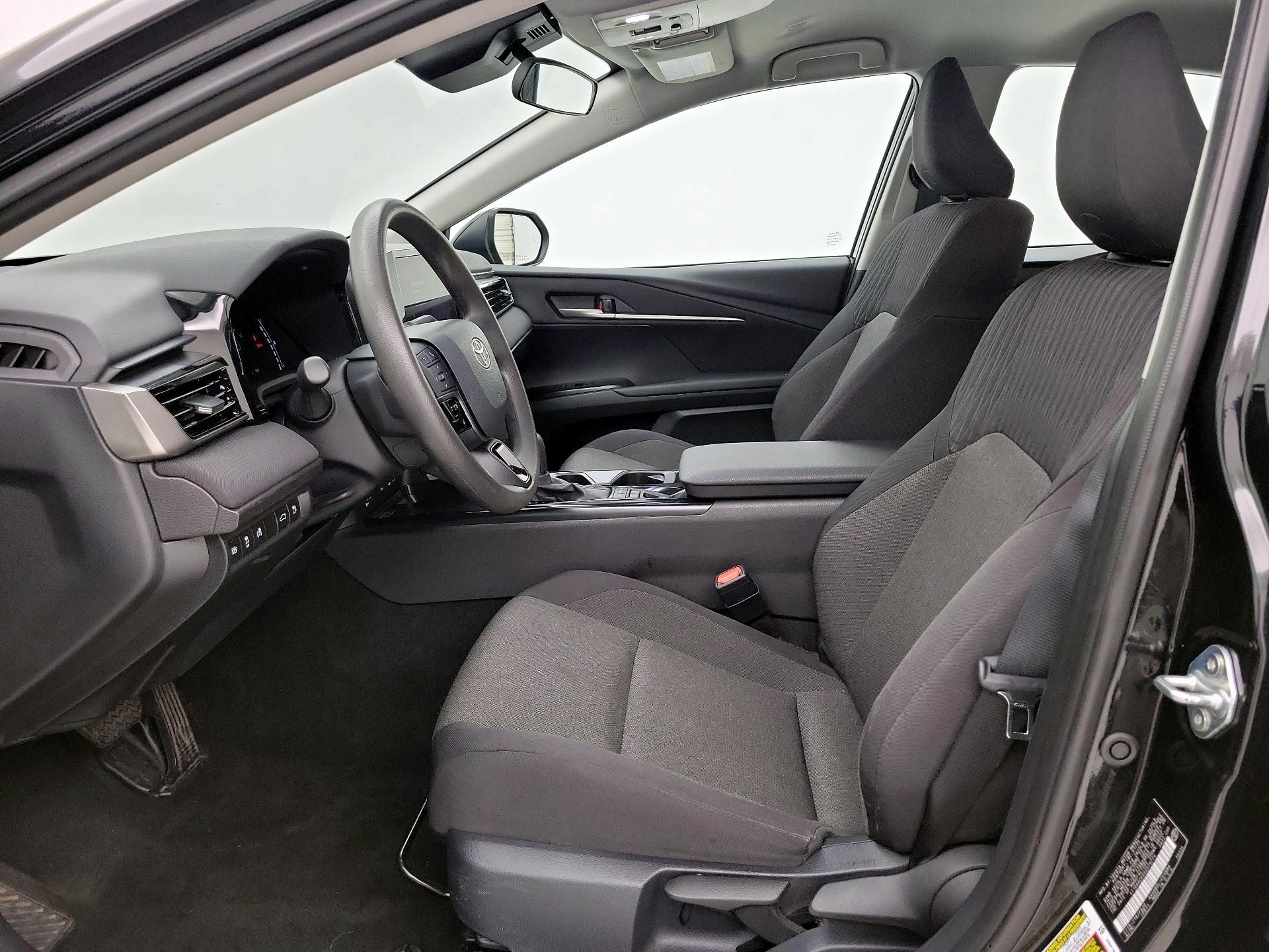 Thumbnail: 2025 Toyota Camry - 11