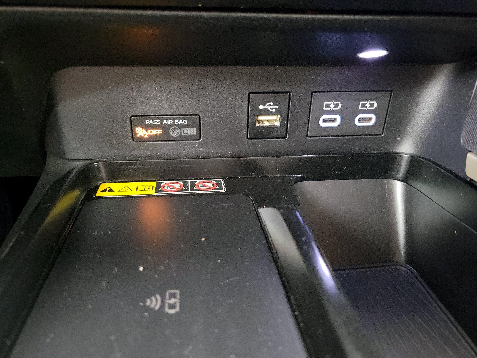 Thumbnail: 2025 Toyota Camry - 18