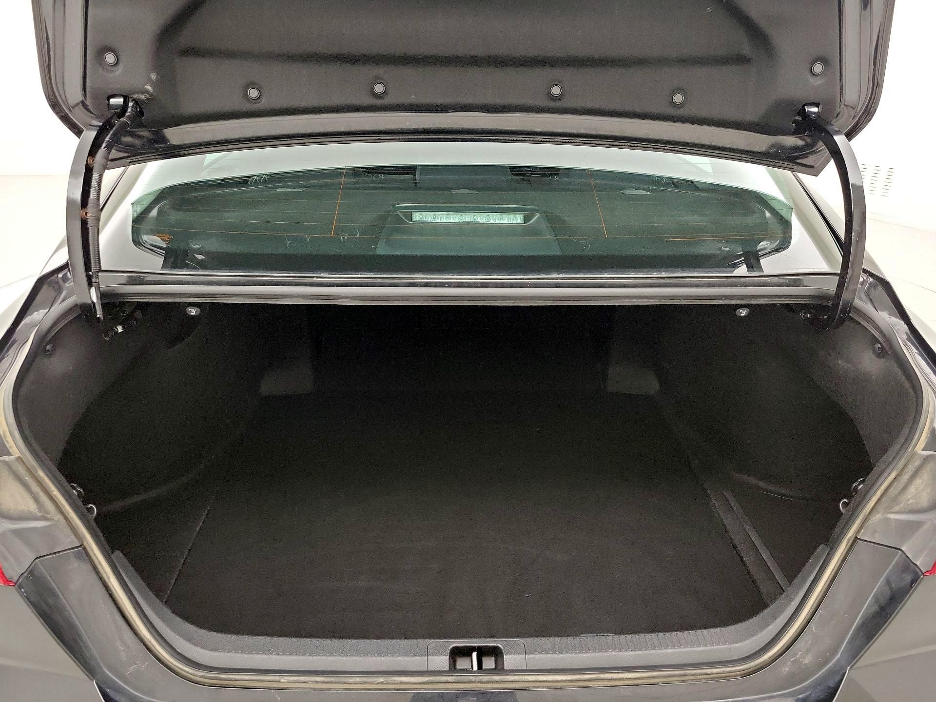 Thumbnail: 2025 Toyota Camry - 20