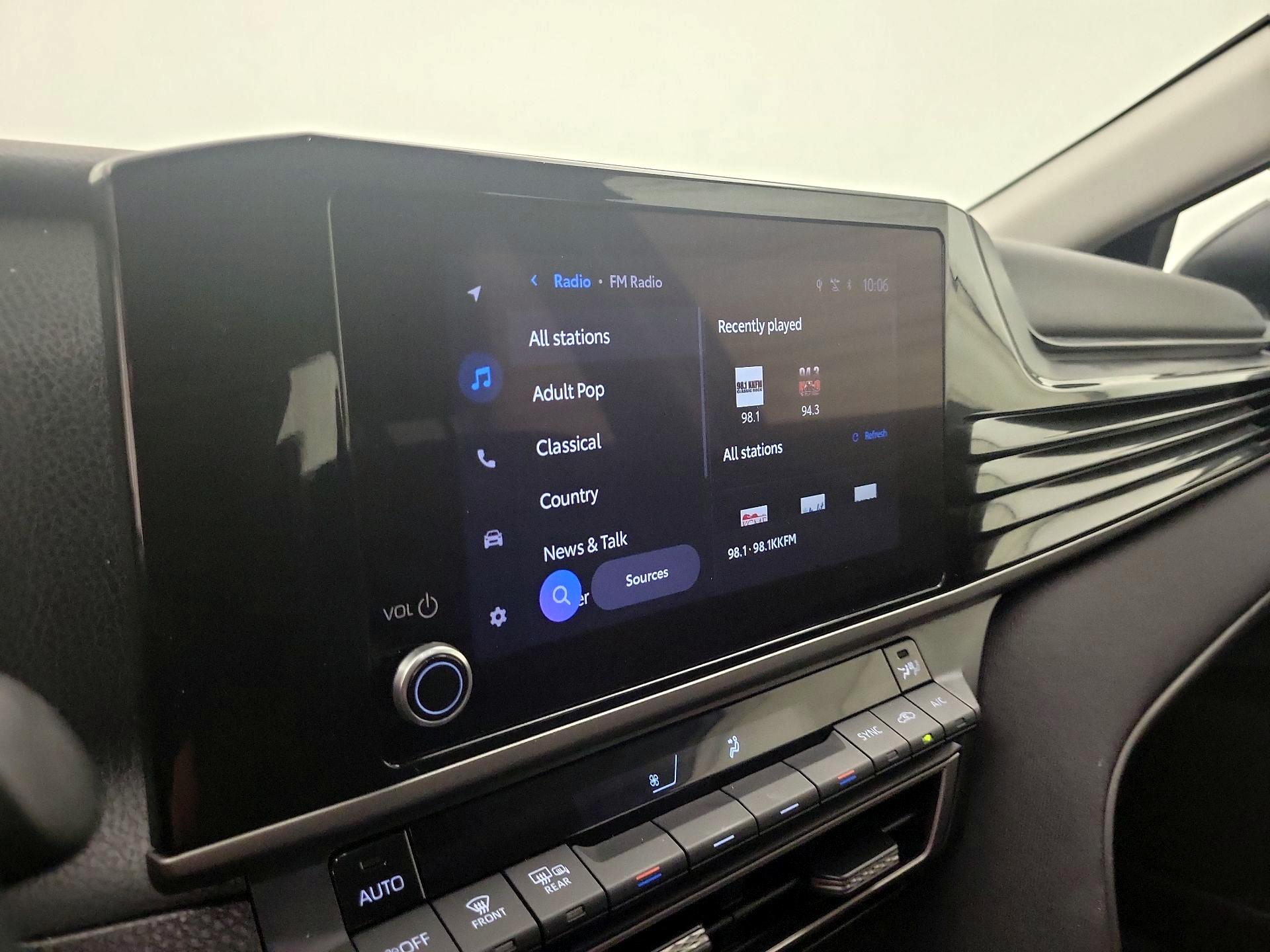 Thumbnail: 2025 Toyota Camry - 16