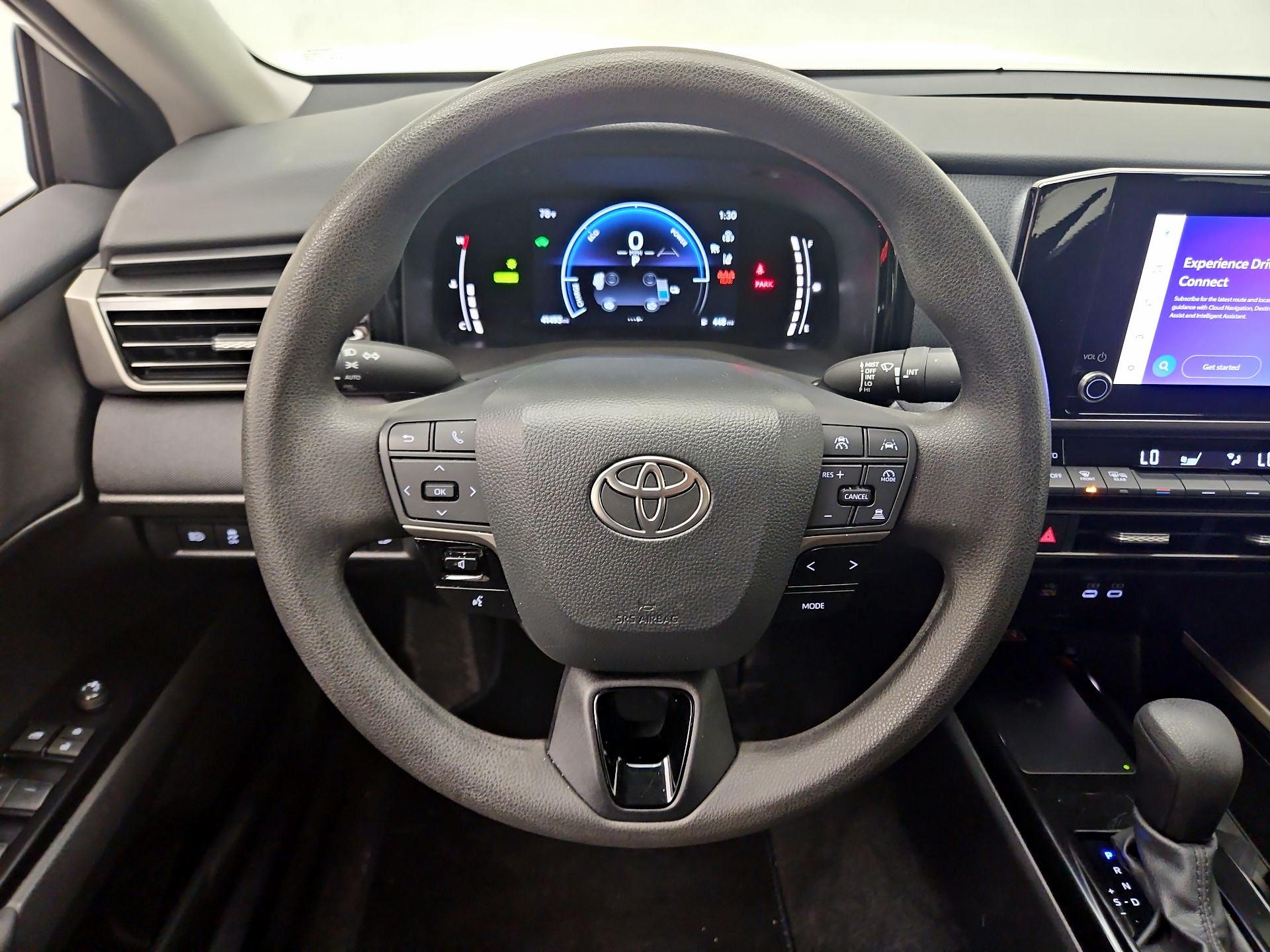 Thumbnail: 2025 Toyota Camry - 10