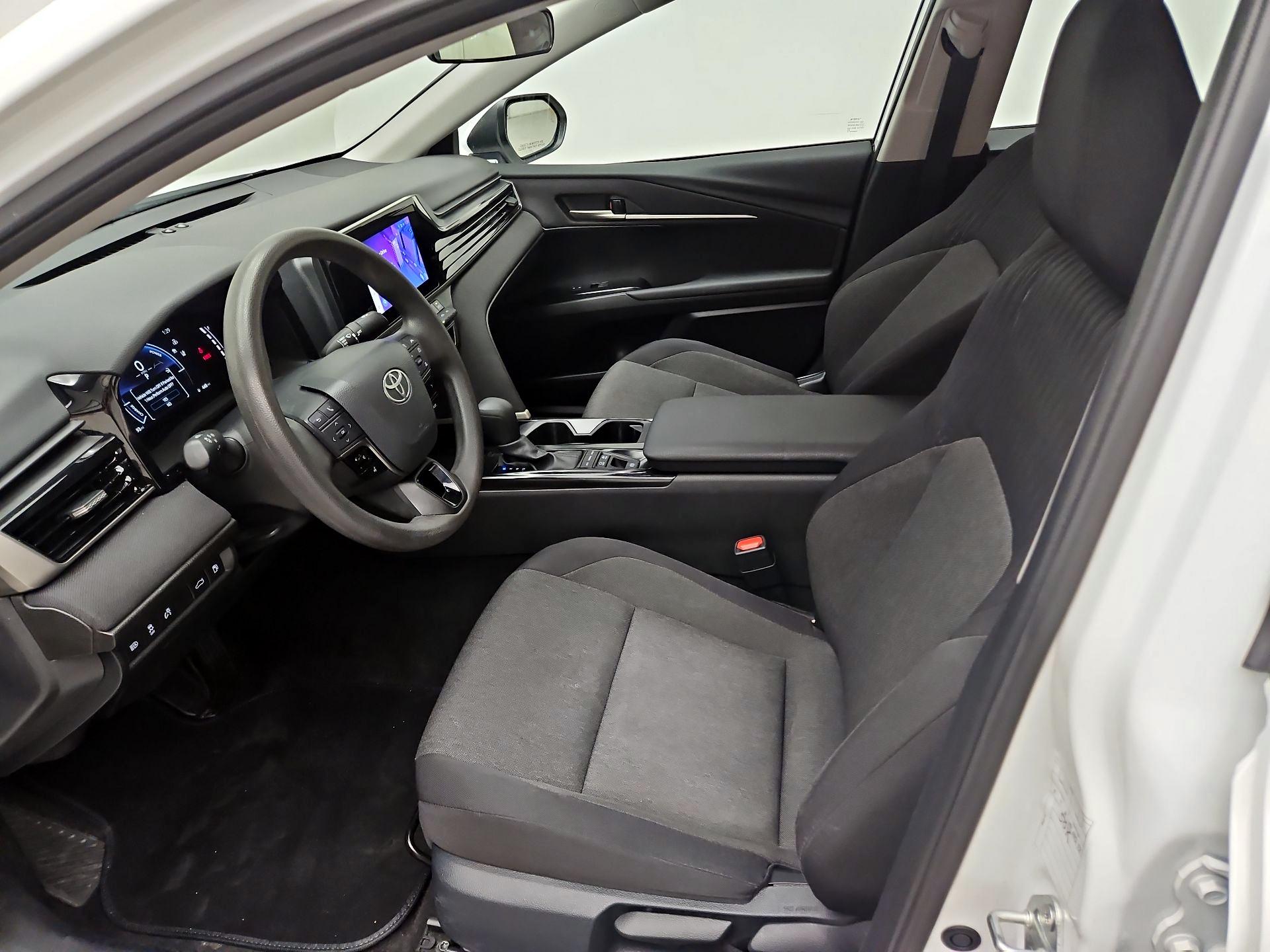 Thumbnail: 2025 Toyota Camry - 11
