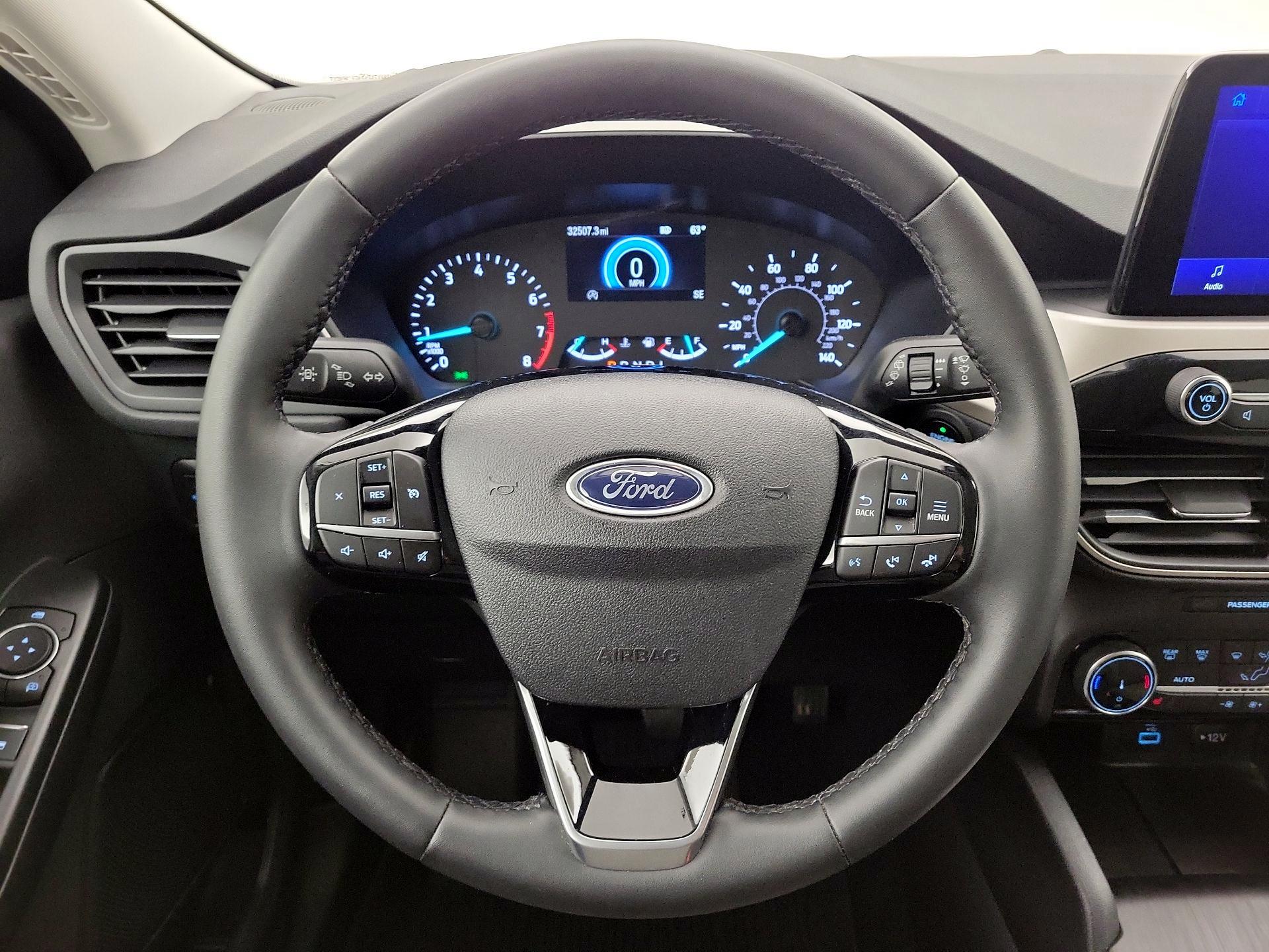 Thumbnail: 2022 Ford Escape - 10