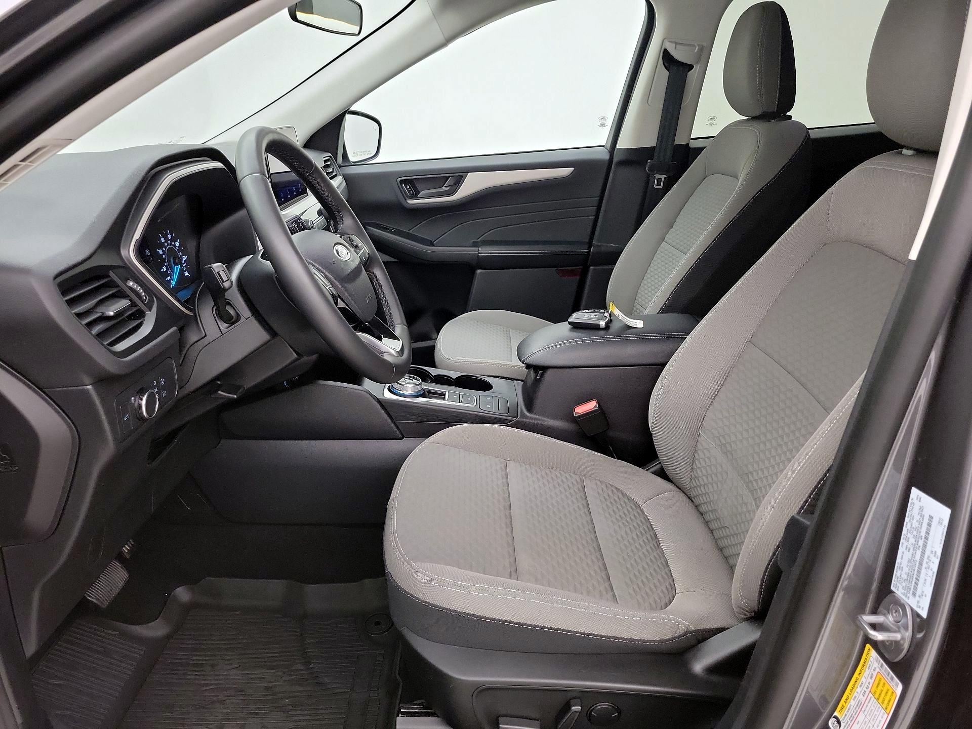 Thumbnail: 2022 Ford Escape - 11