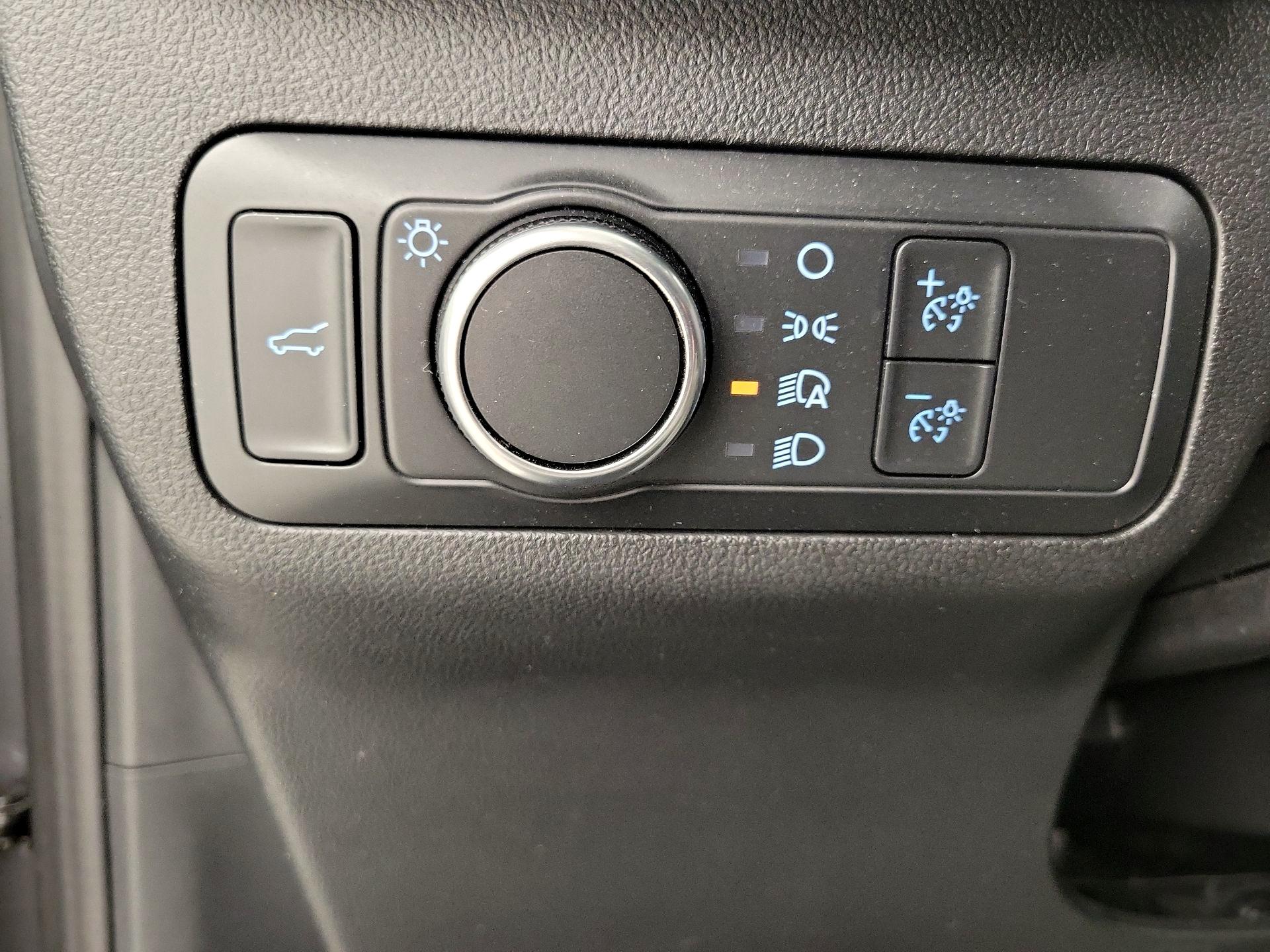 Thumbnail: 2022 Ford Escape - 13