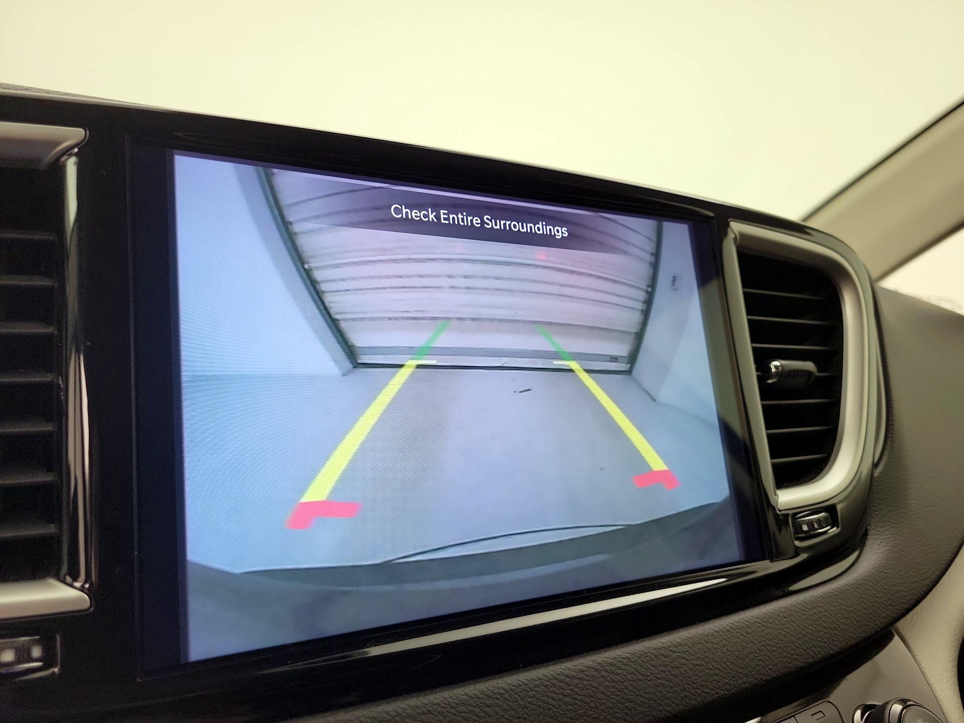 Thumbnail: 2023 Chrysler Pacifica - 14