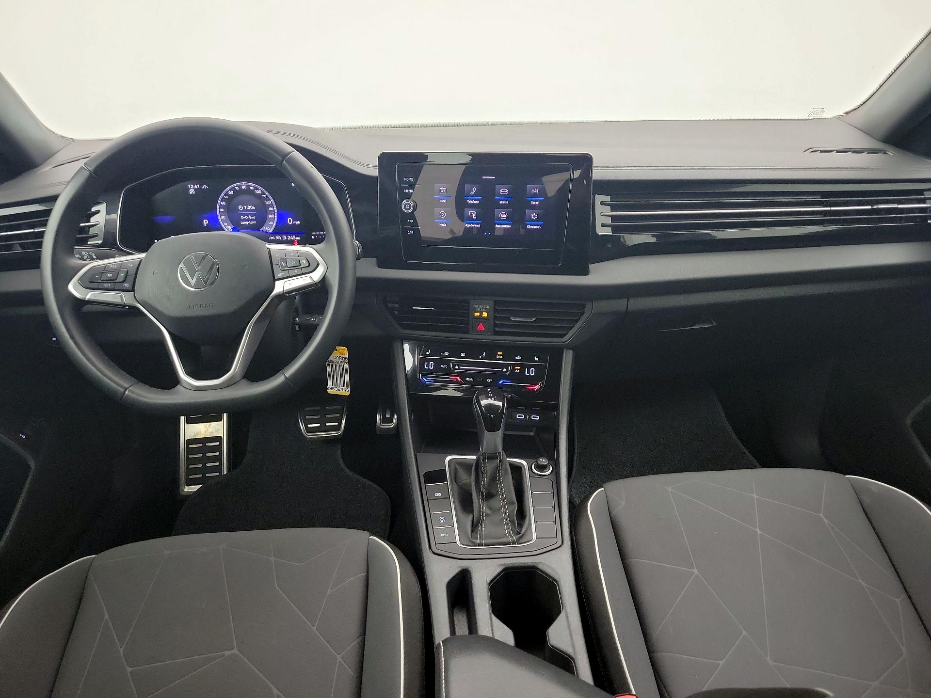 Thumbnail: 2025 Volkswagen Jetta - 9