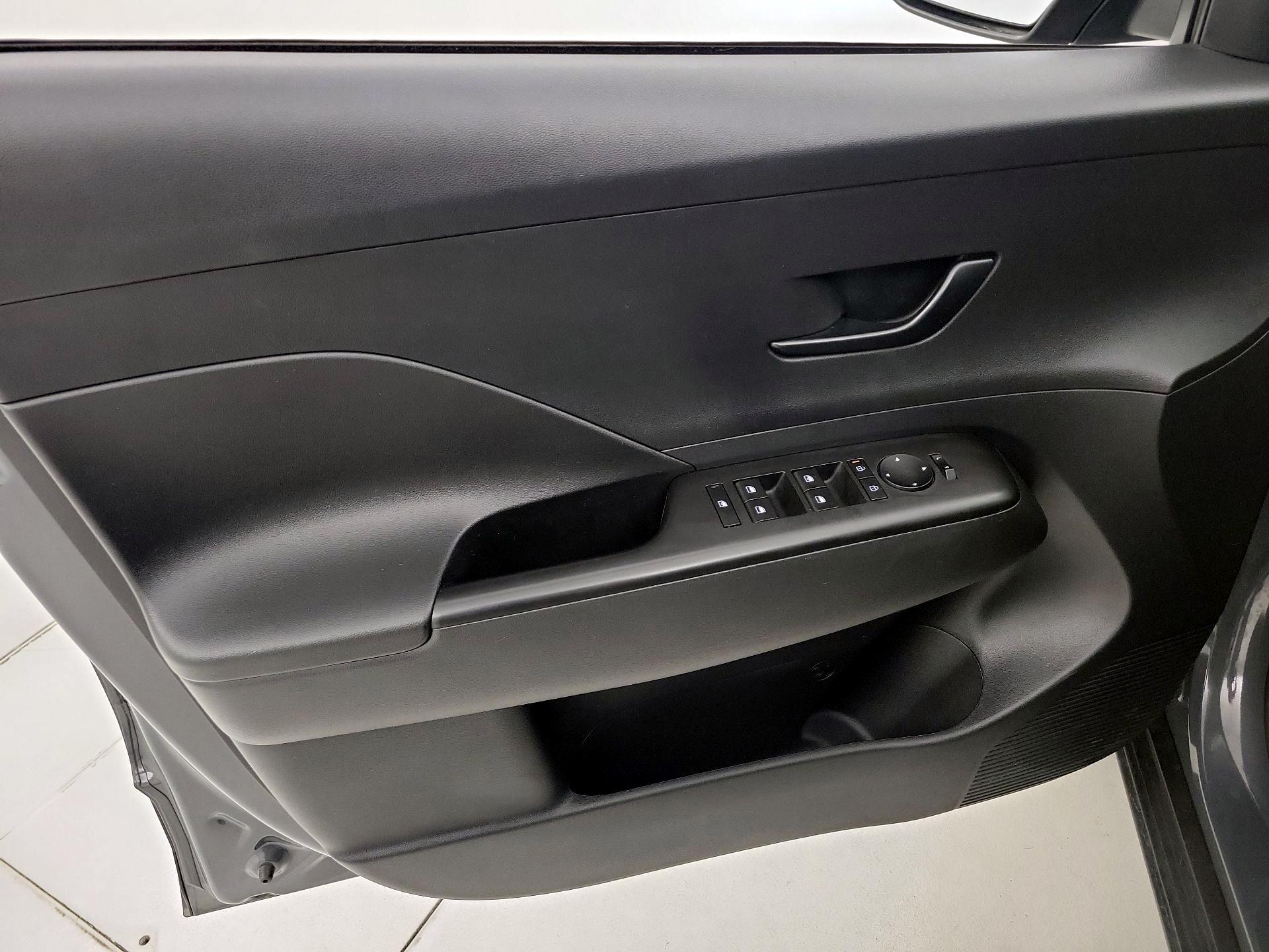 Thumbnail: 2025 Hyundai Kona - 12