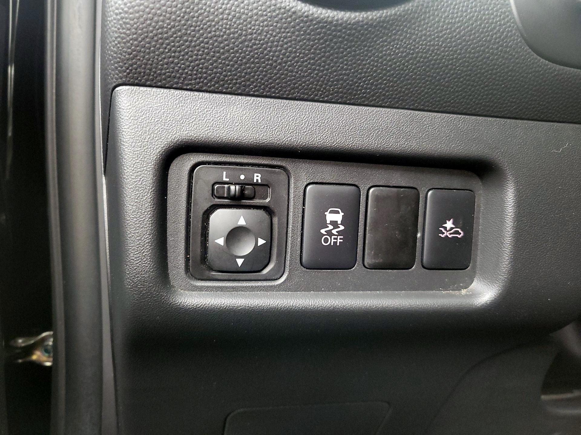 Thumbnail: 2022 Mitsubishi Mirage G4 - 13