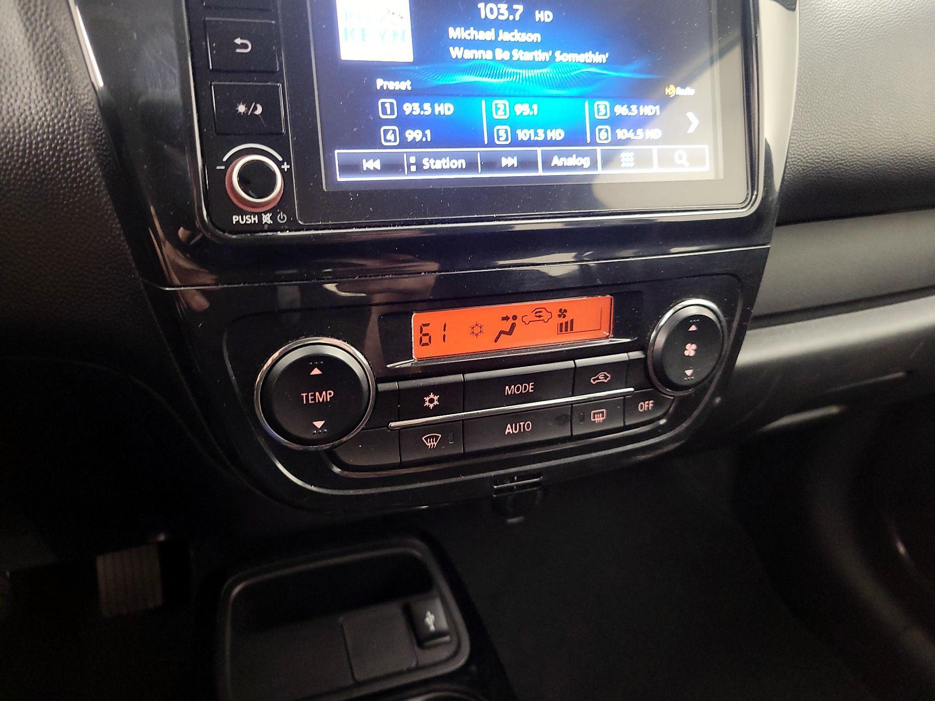 Thumbnail: 2022 Mitsubishi Mirage G4 - 16