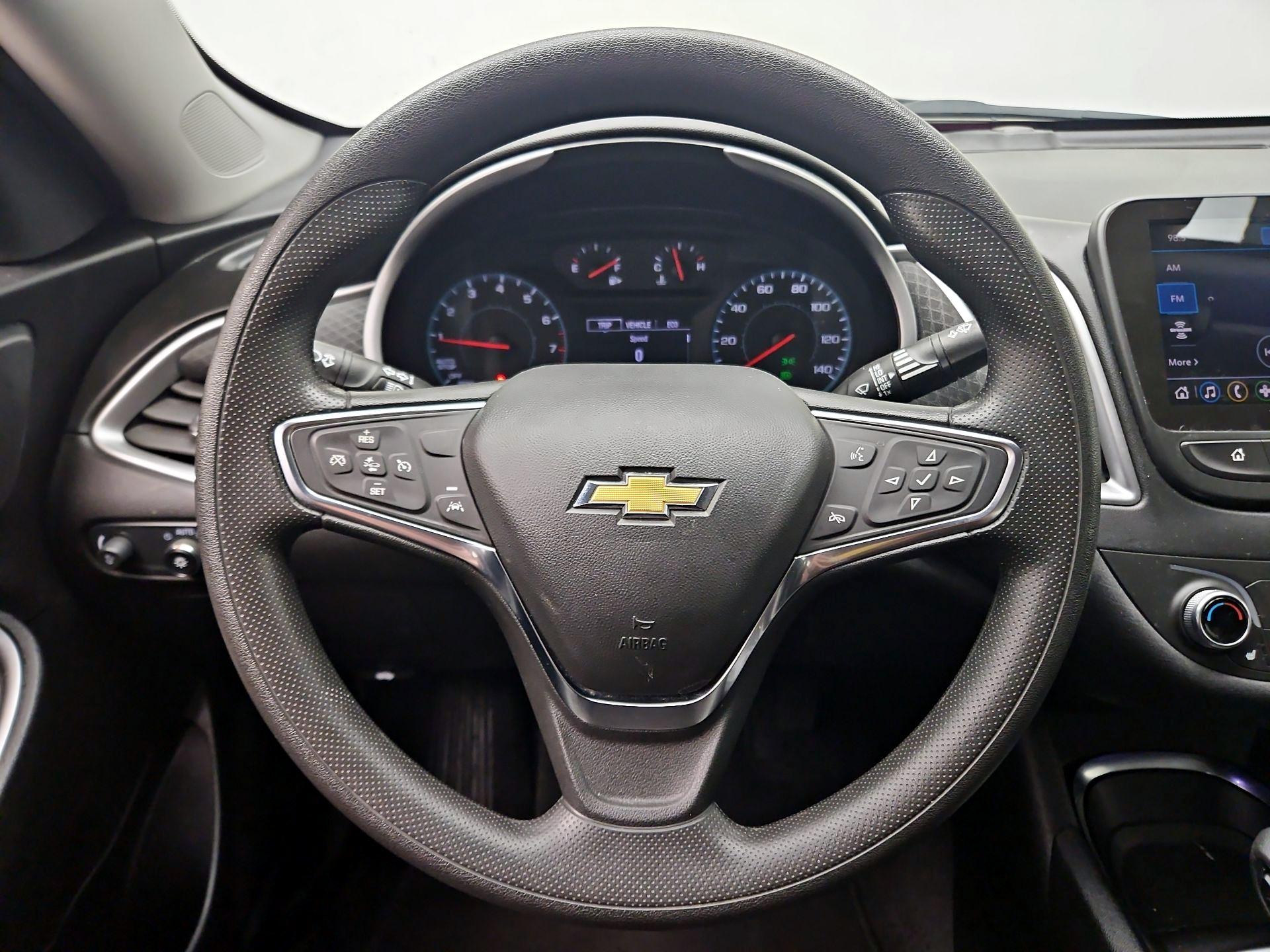 Thumbnail: 2025 Chevrolet Malibu - 10